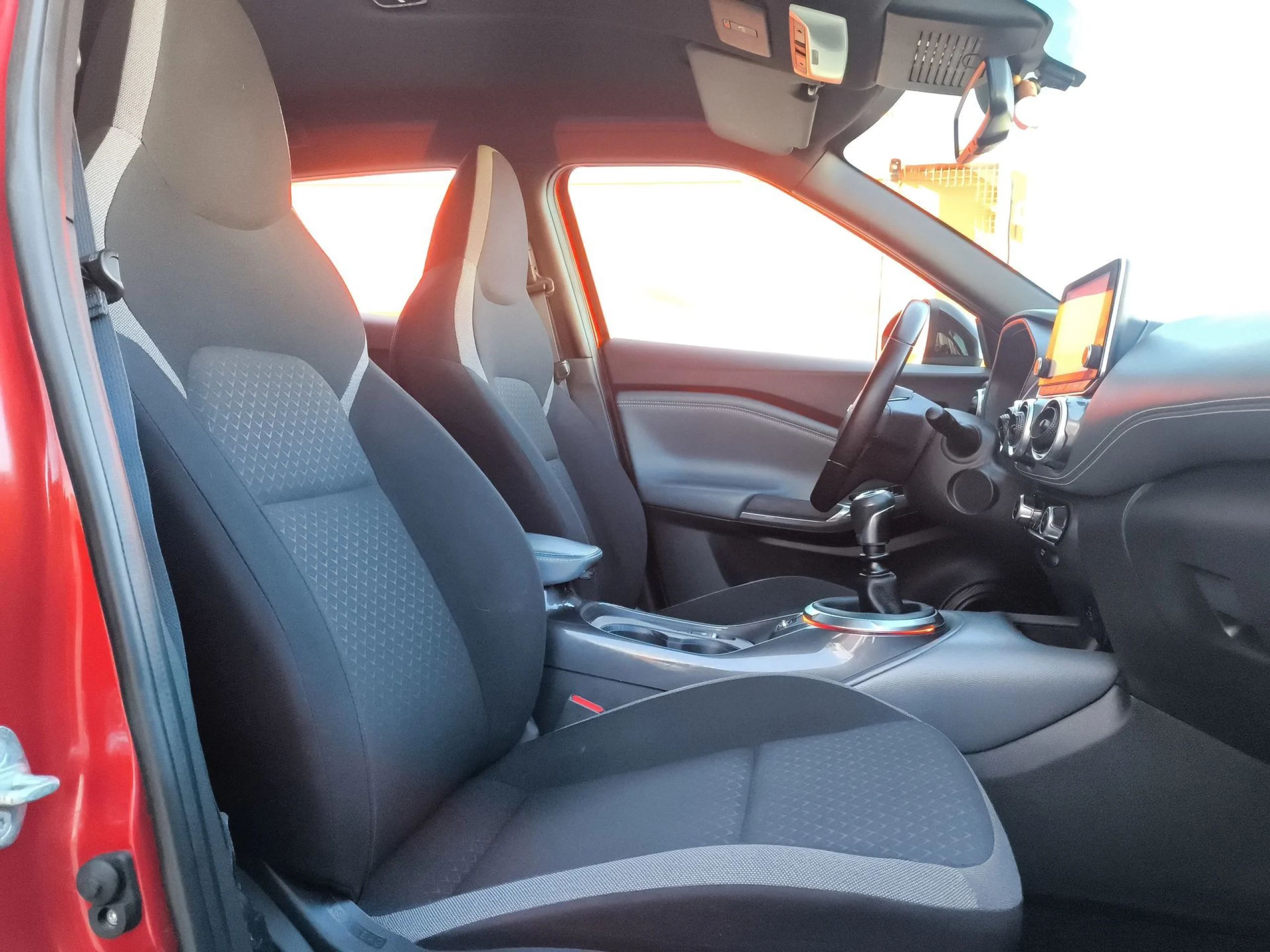 Nissan Juke DIG-T N-Connecta 4x2 86 kW (117 CV) - Foto 20