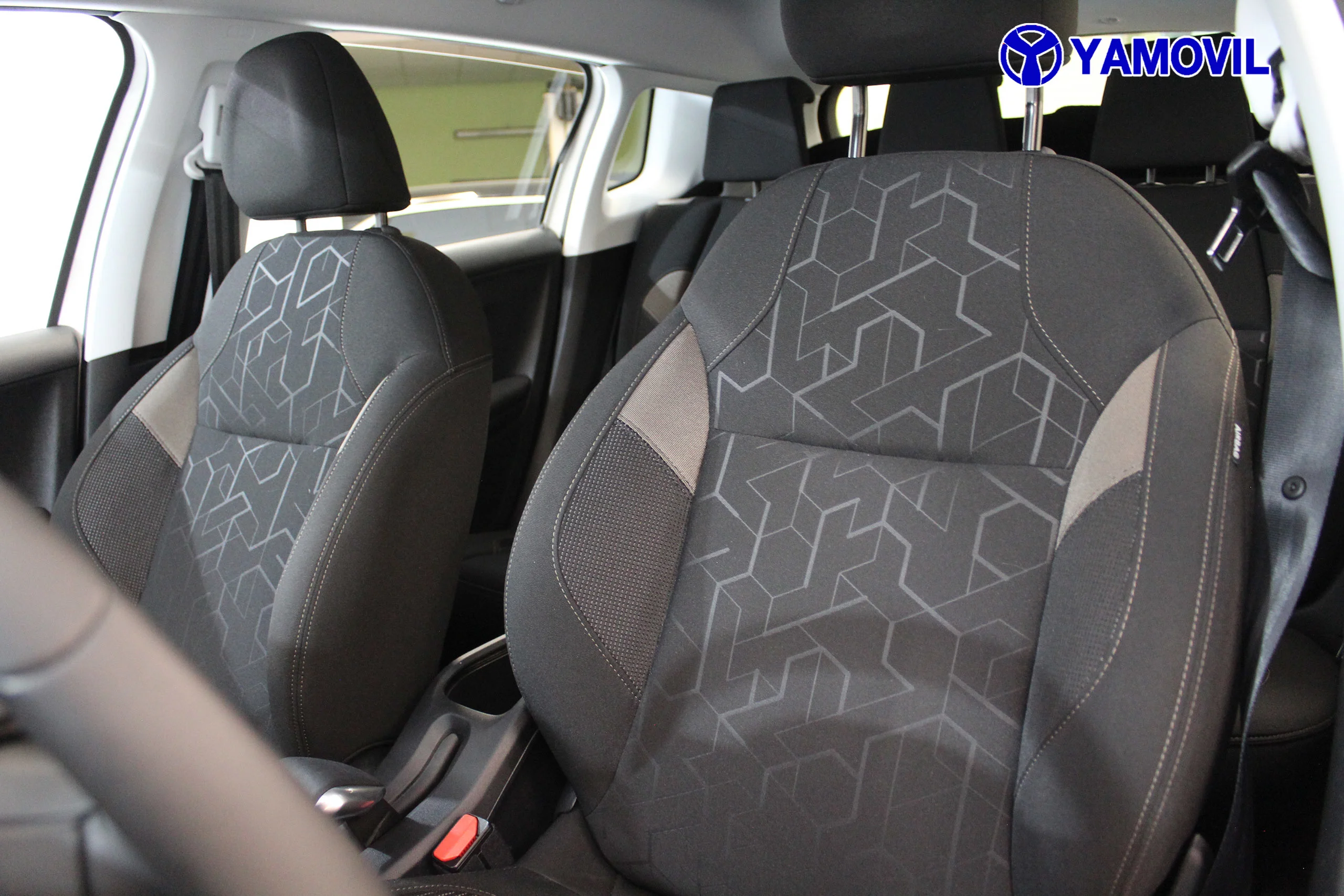 Peugeot 2008 SUV e-HDI 92 Active ETG6 68 kW (92 CV) - Foto 13