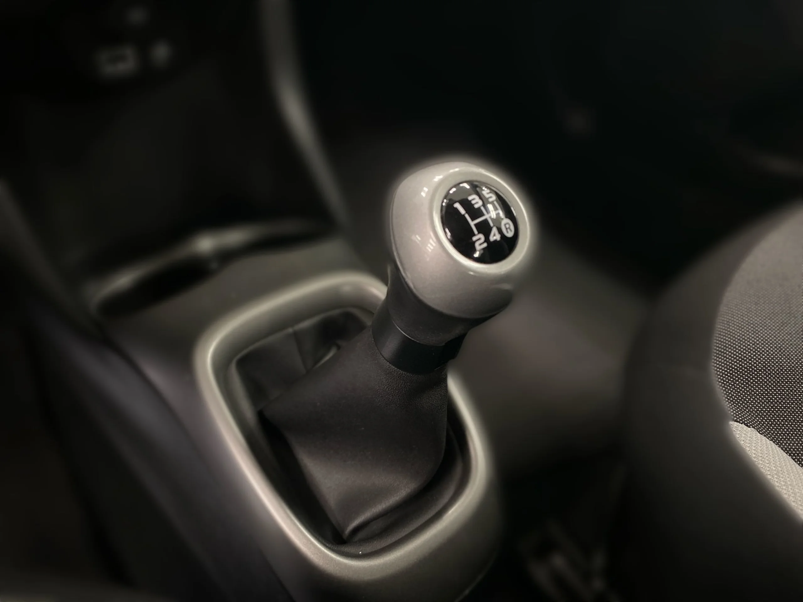 Toyota Aygo 1.0 70 x-play X-Shift 51 kW (69 CV) - Foto 14