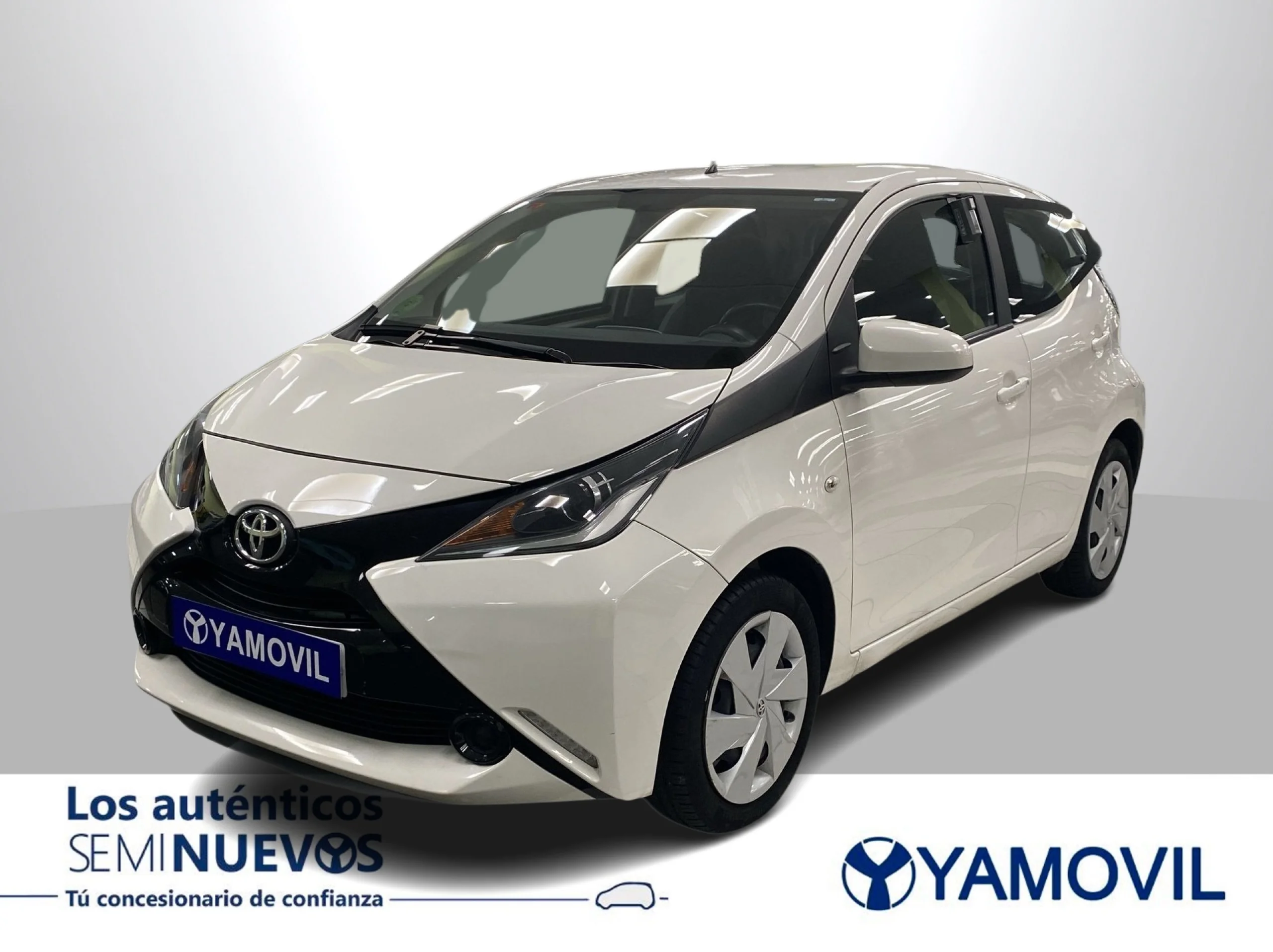 Toyota Aygo 1.0 70 x-play X-Shift 51 kW (69 CV) - Foto 1