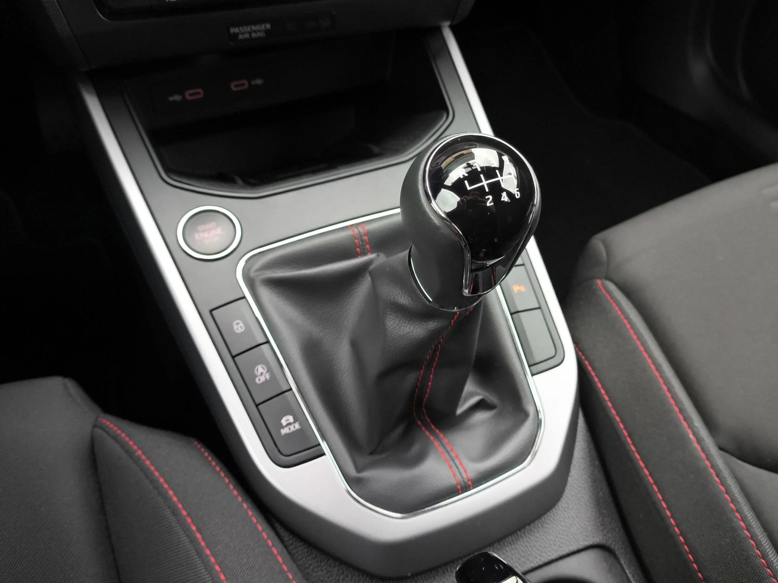 Seat Arona 1.0 TSI FR Go2 81 kW (110 CV) - Foto 17