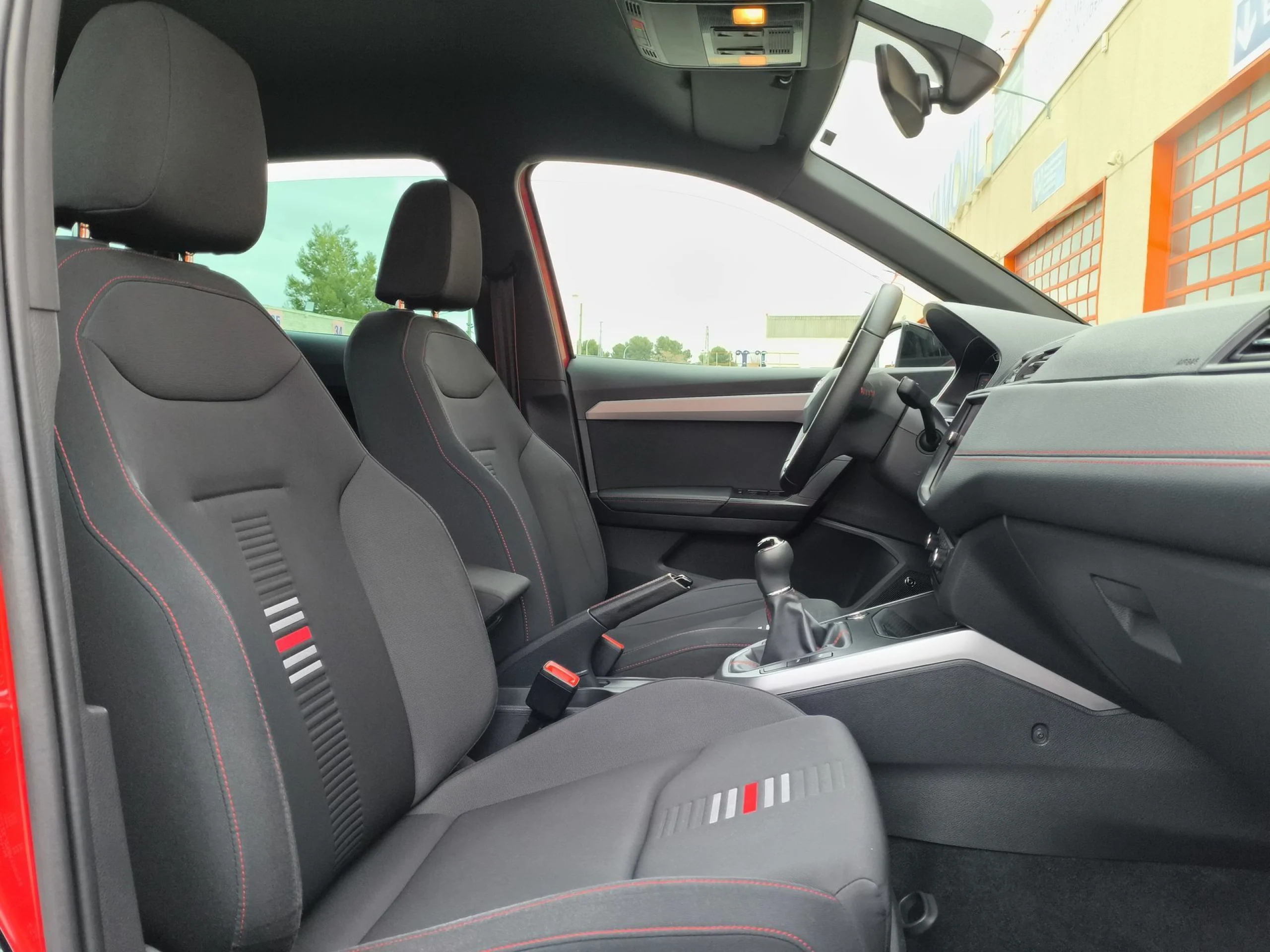 Seat Arona 1.0 TSI FR Go2 81 kW (110 CV) - Foto 21