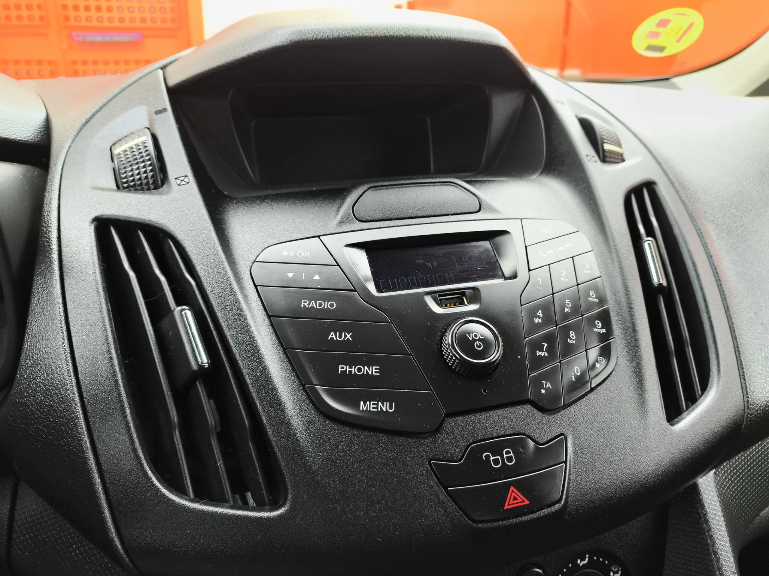 Ford Transit connect Furgon 1.6 TDCi Trend 200 L1 55 kW (75 CV) - Foto 16