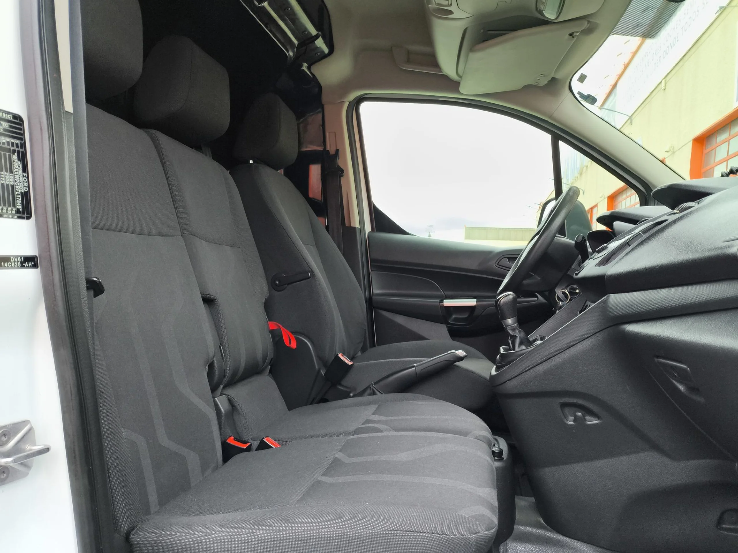 Ford Transit connect Furgon 1.6 TDCi Trend 200 L1 55 kW (75 CV) - Foto 21