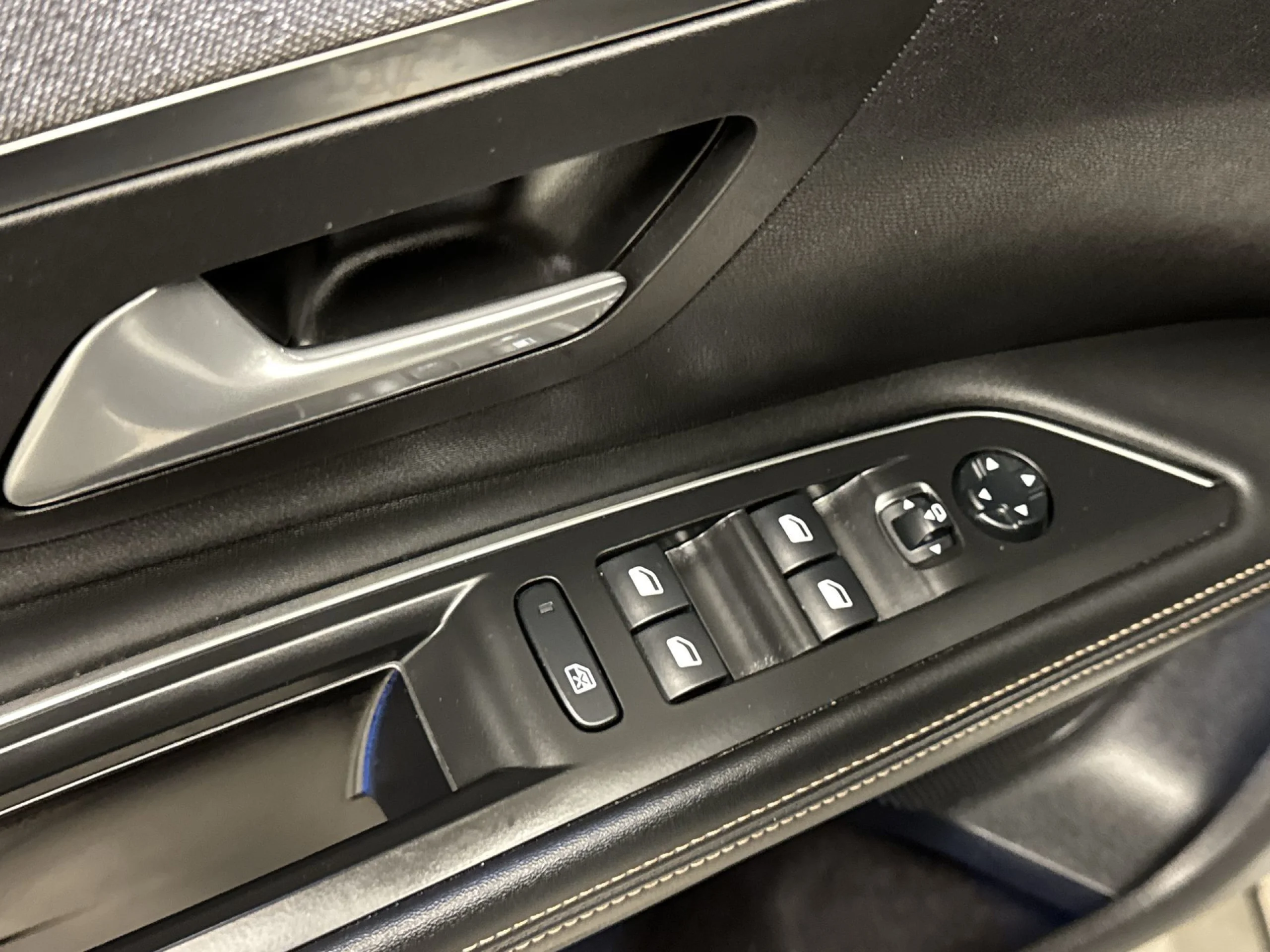 Peugeot 5008 PureTech 130 GT Line EAT8 96 kW (130 CV) - Foto 10