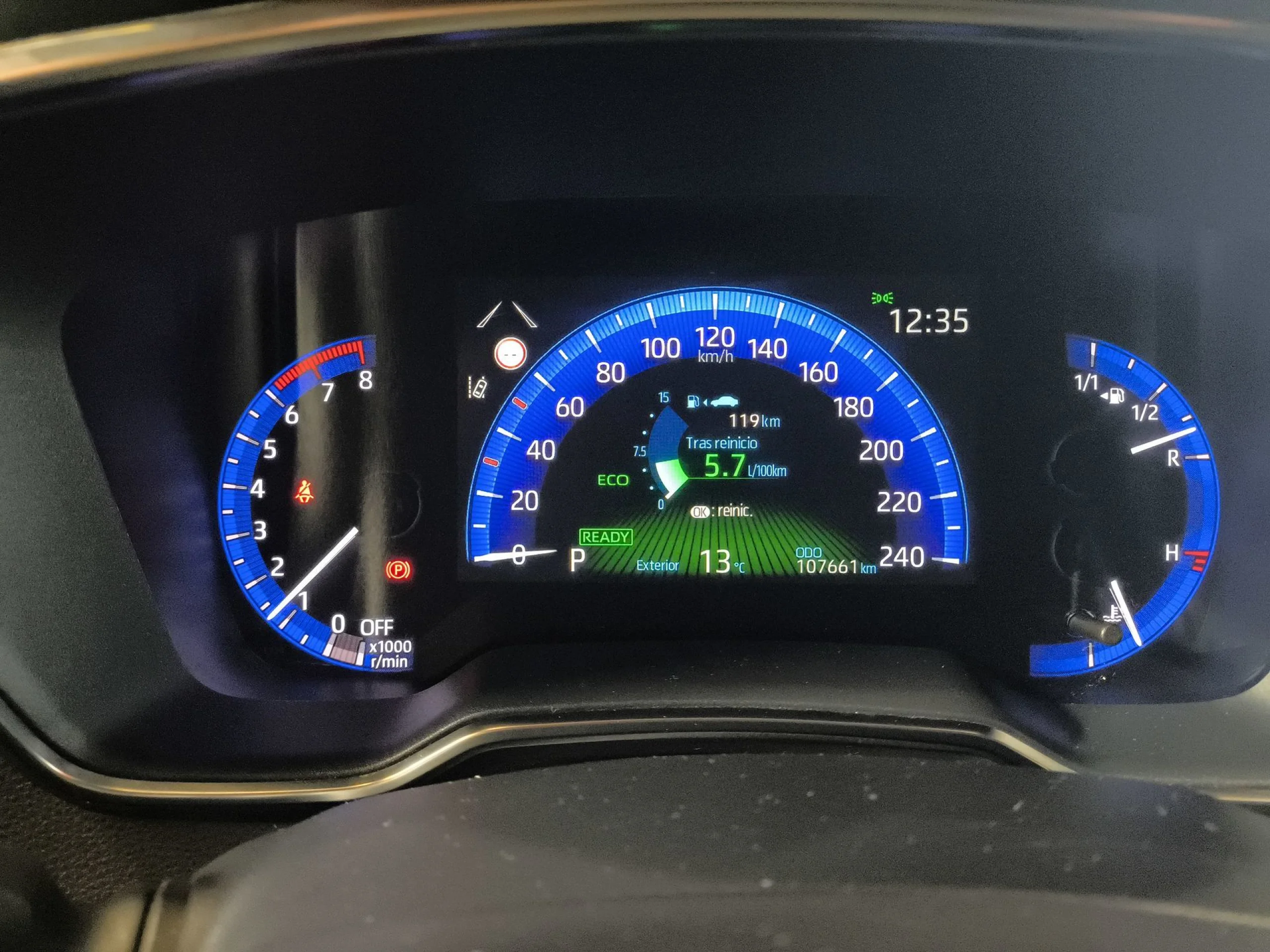 Toyota Corolla Touring Sports 180H Feel! E-CVT 132 kW (180 CV) - Foto 13