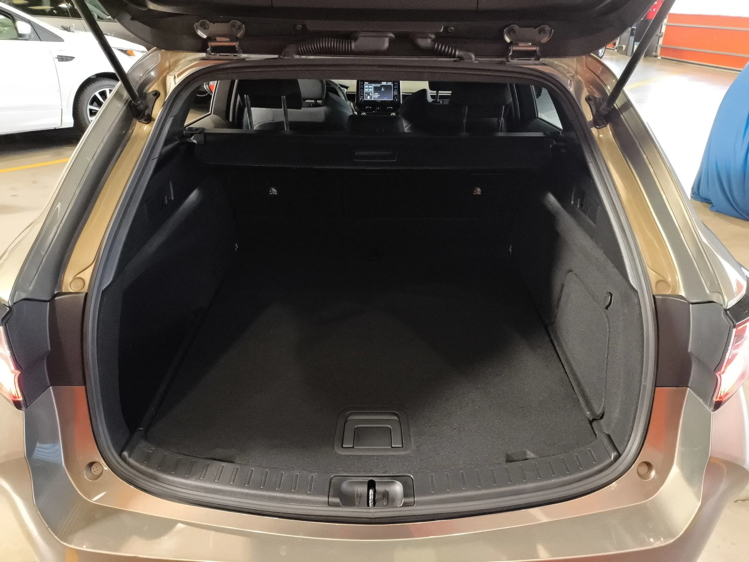 Toyota Corolla Touring Sports 180H Feel! E-CVT 132 kW (180 CV) - Foto 21