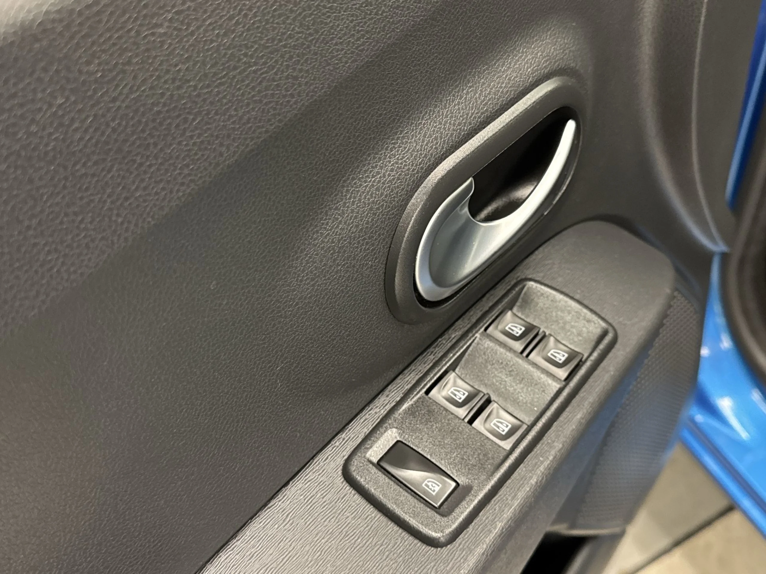 Dacia Lodgy Serie Limitada Nómada 1.6 75 kW (100 CV) 7 Plazas - Foto 10