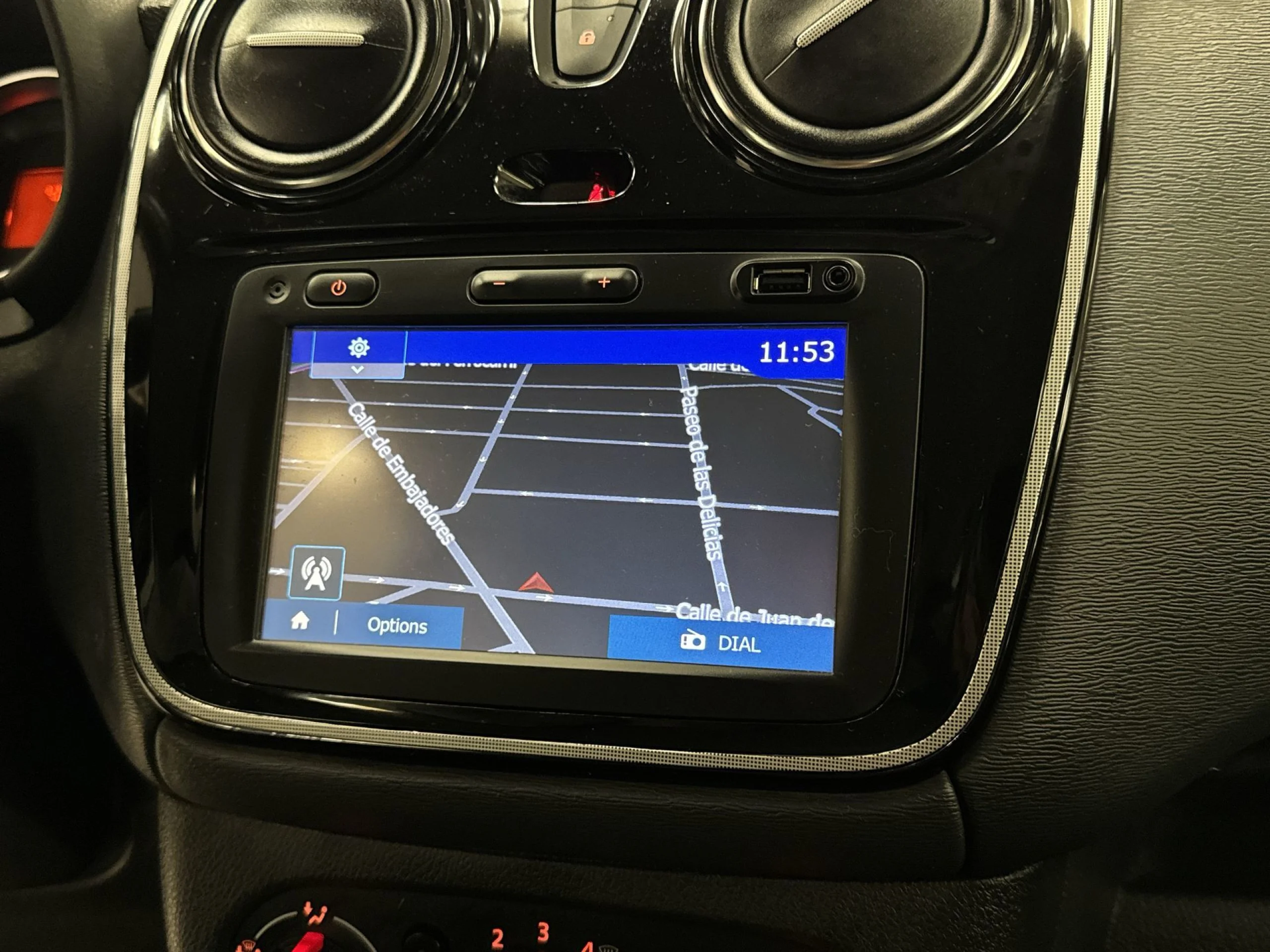 Dacia Lodgy Serie Limitada Nómada 1.6 75 kW (100 CV) 7 Plazas - Foto 16