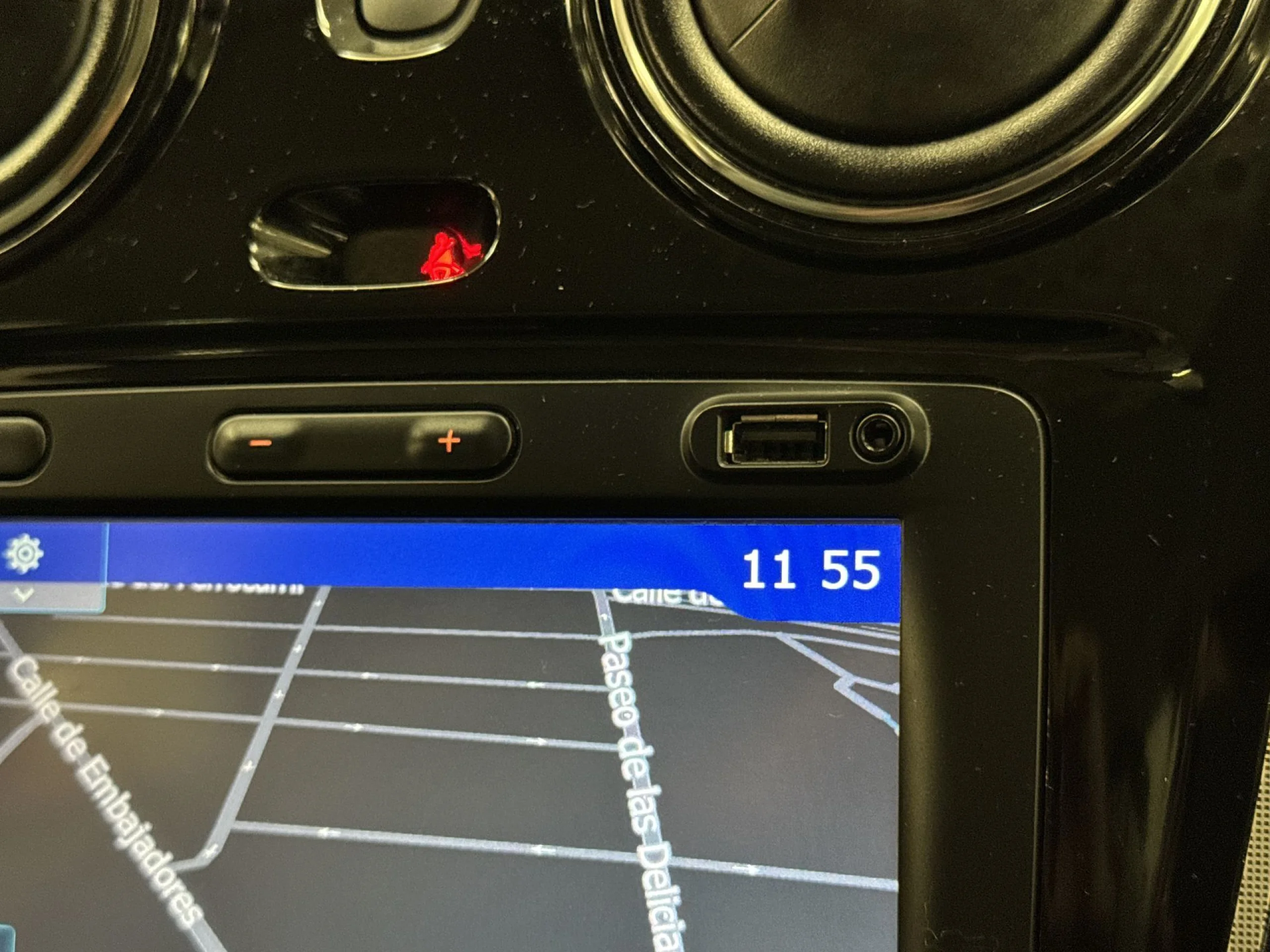 Dacia Lodgy Serie Limitada Nómada 1.6 75 kW (100 CV) 7 Plazas - Foto 20