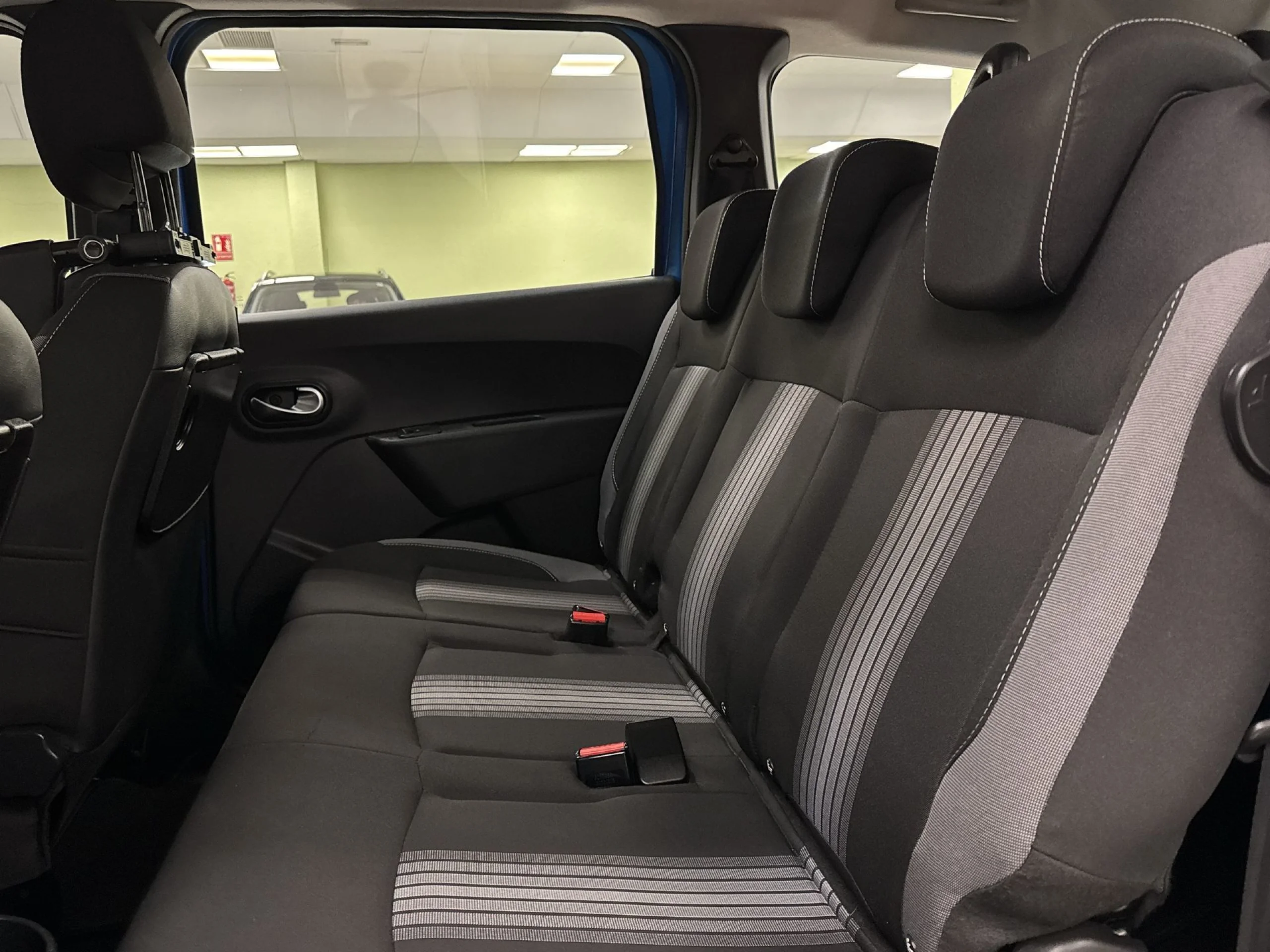 Dacia Lodgy Serie Limitada Nómada 1.6 75 kW (100 CV) 7 Plazas - Foto 21