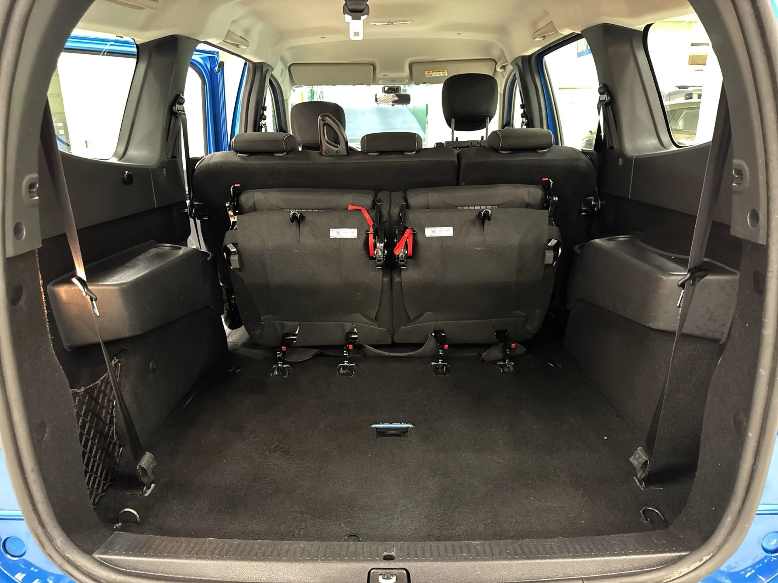 Dacia Lodgy Serie Limitada Nómada 1.6 75 kW (100 CV) 7 Plazas - Foto 23