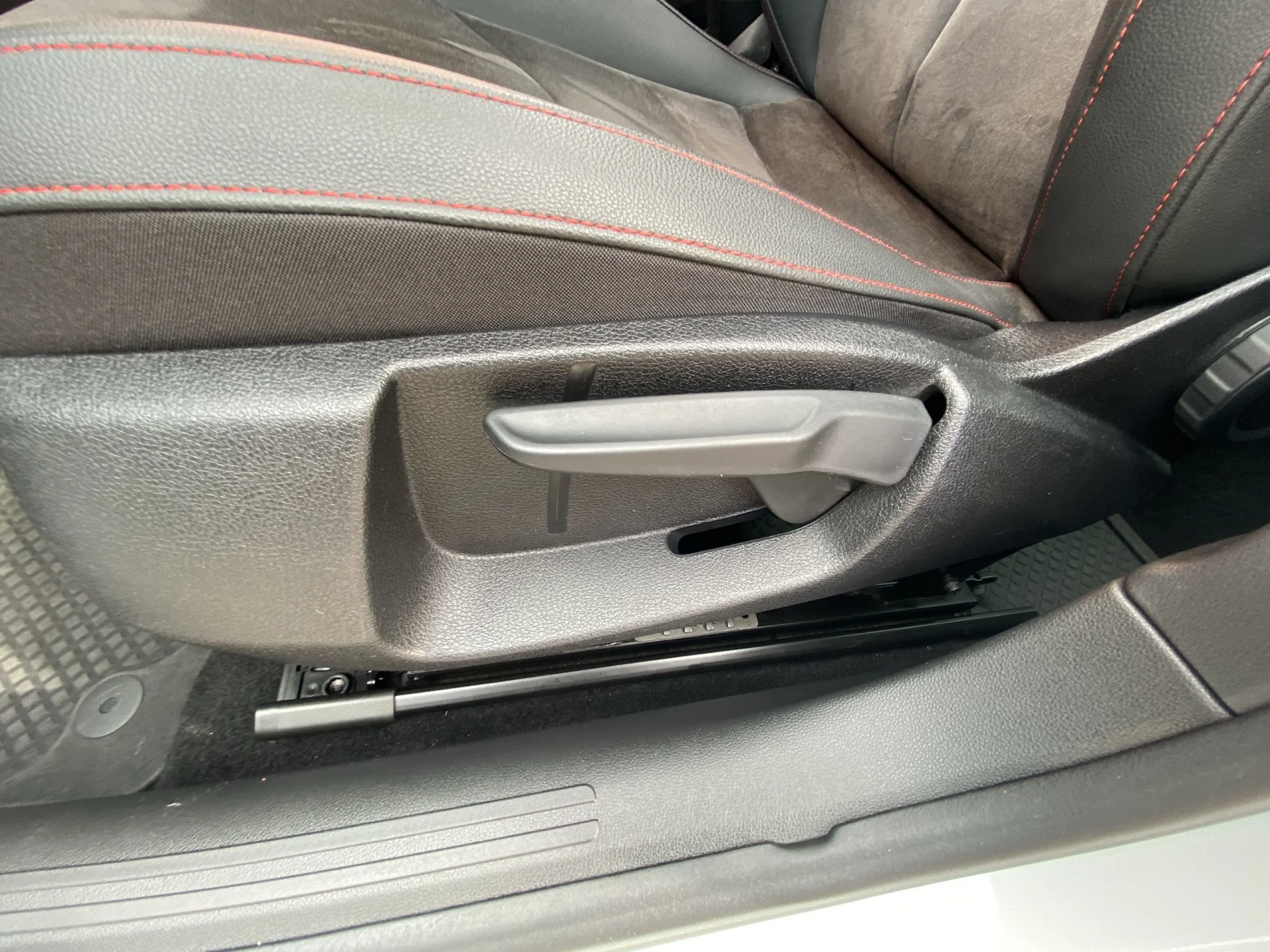 Seat Leon ST 1.5 EcoTSI SANDS FR Fast Edition Plus DSG 110 kW (150 CV) - Foto 9