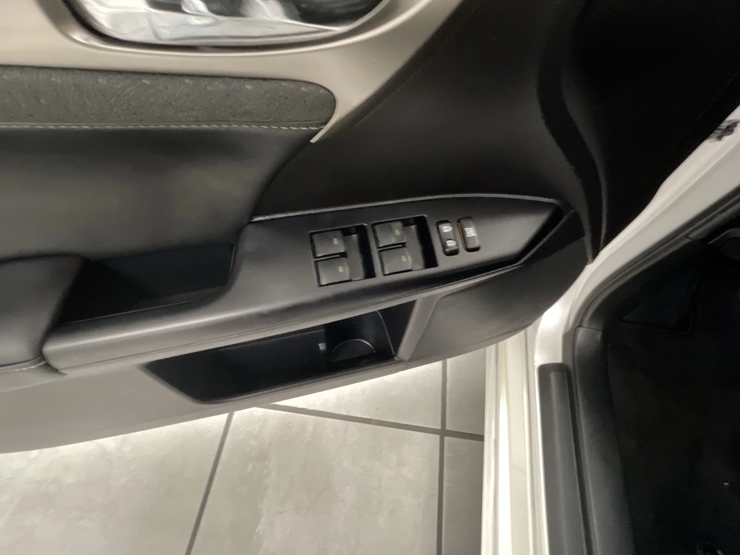 Lexus CT 200h Executive 100 kW (136 CV) - Foto 9