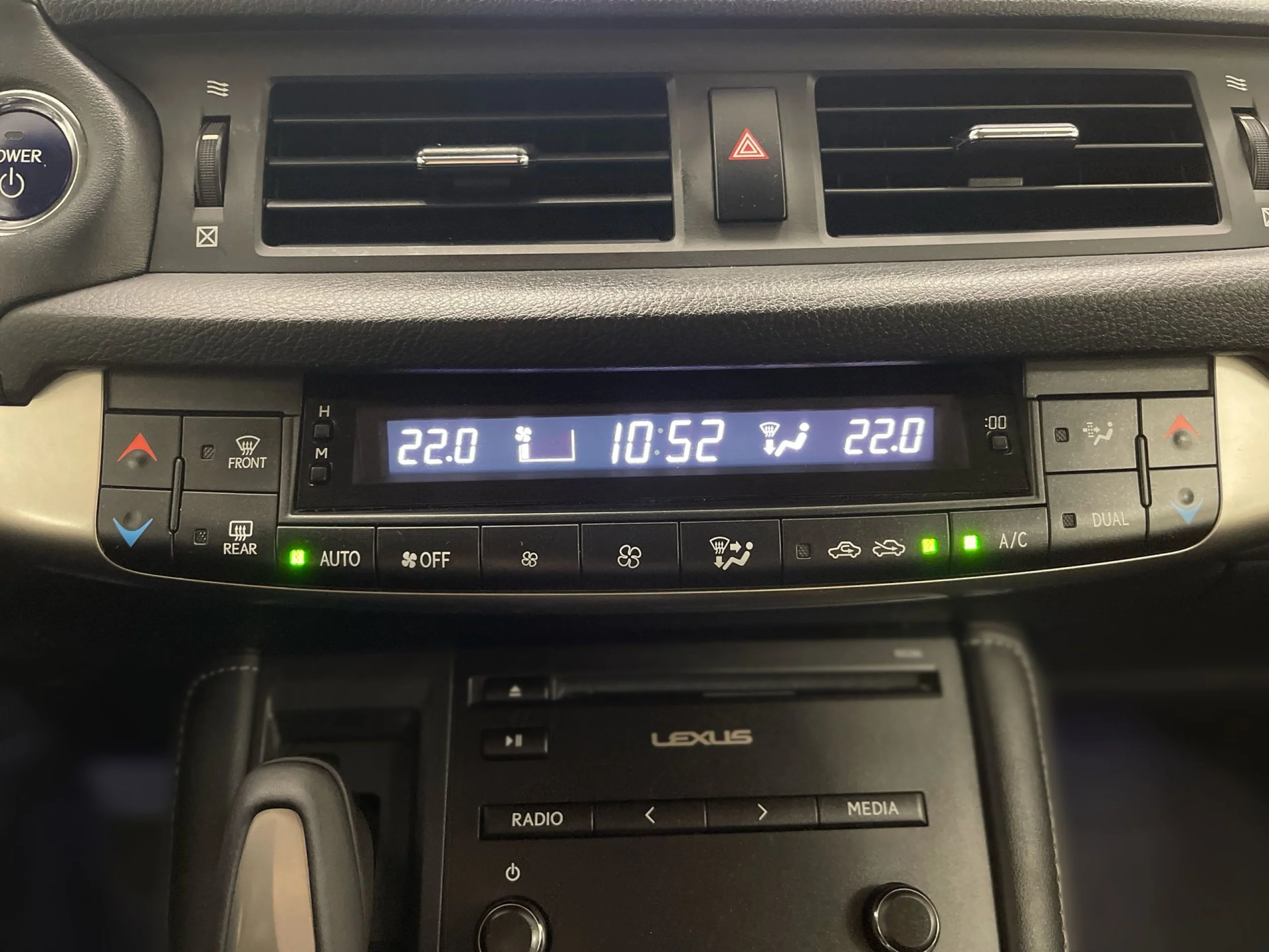 Lexus CT 200h Executive 100 kW (136 CV) - Foto 14