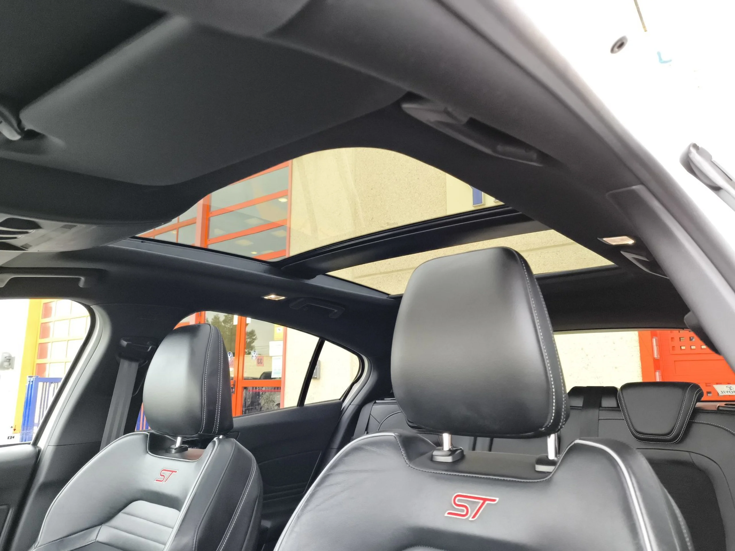 Ford Focus 2.3 EcoBoost ST 206 kW (280 CV) - Foto 19