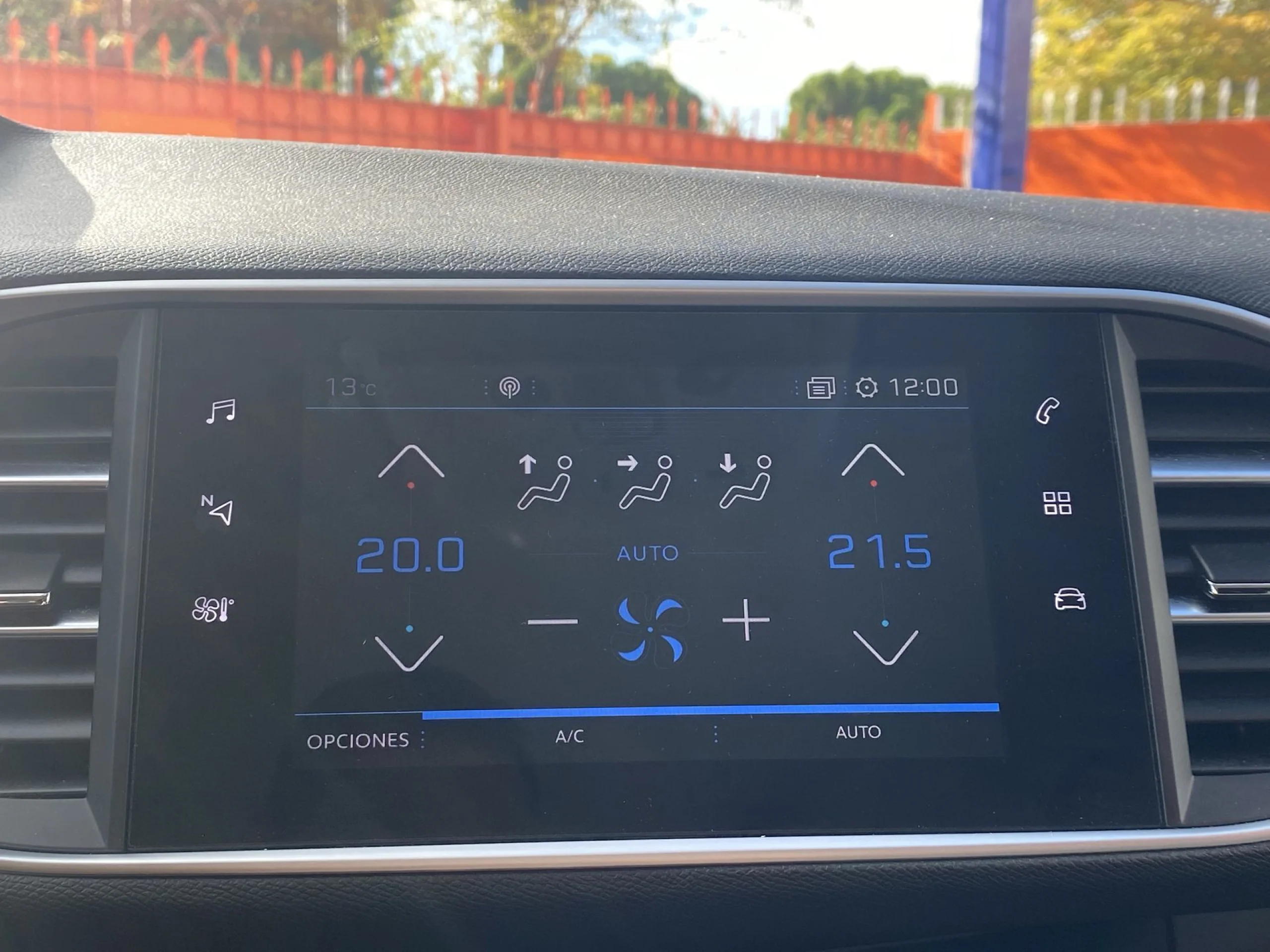 Peugeot 308 BlueHDi 130 SANDS Active 96 kW (130 CV) - Foto 16