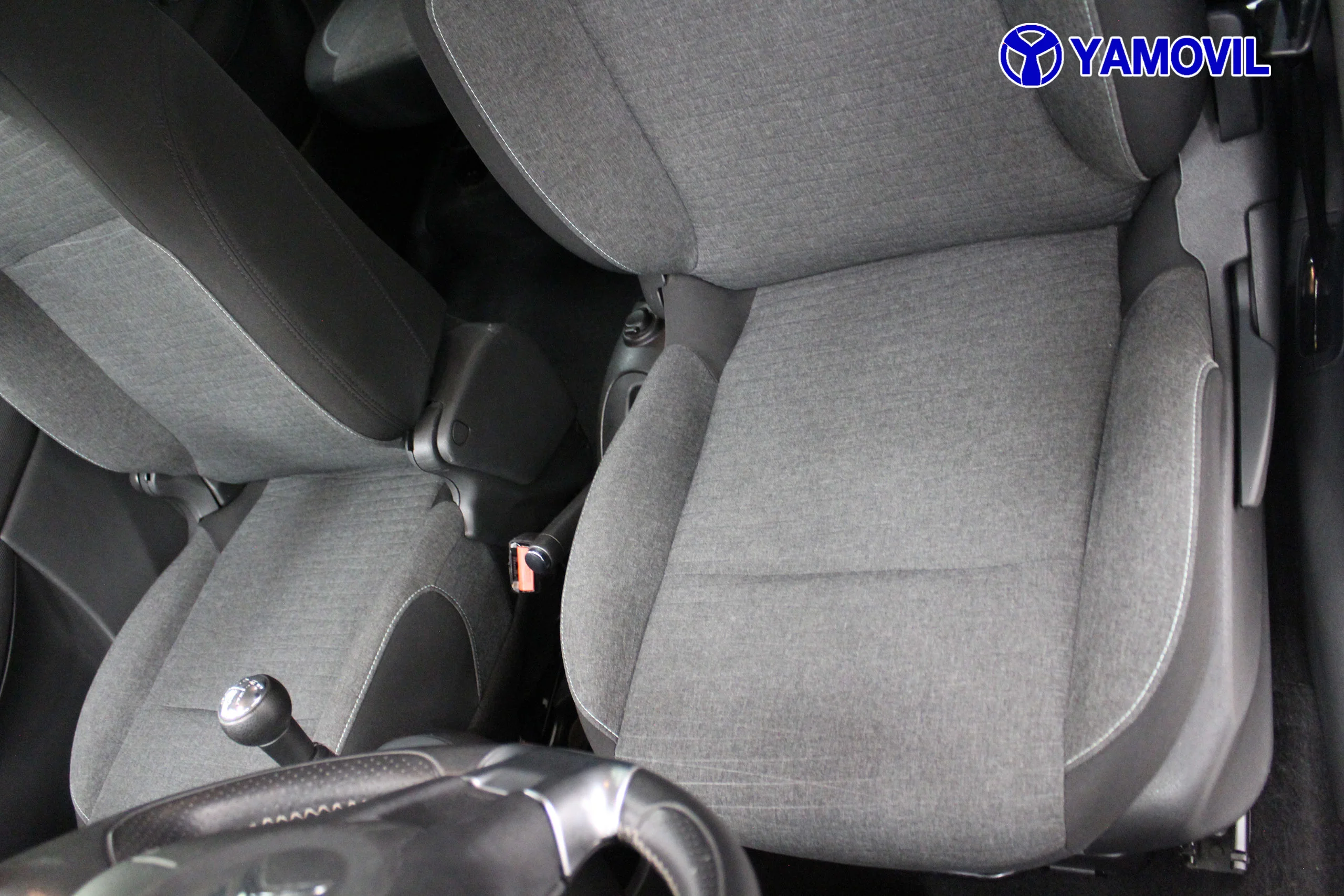 Citroen C3 Picasso PureTech 110 SANDS Feel 81 kW (110 CV) - Foto 14