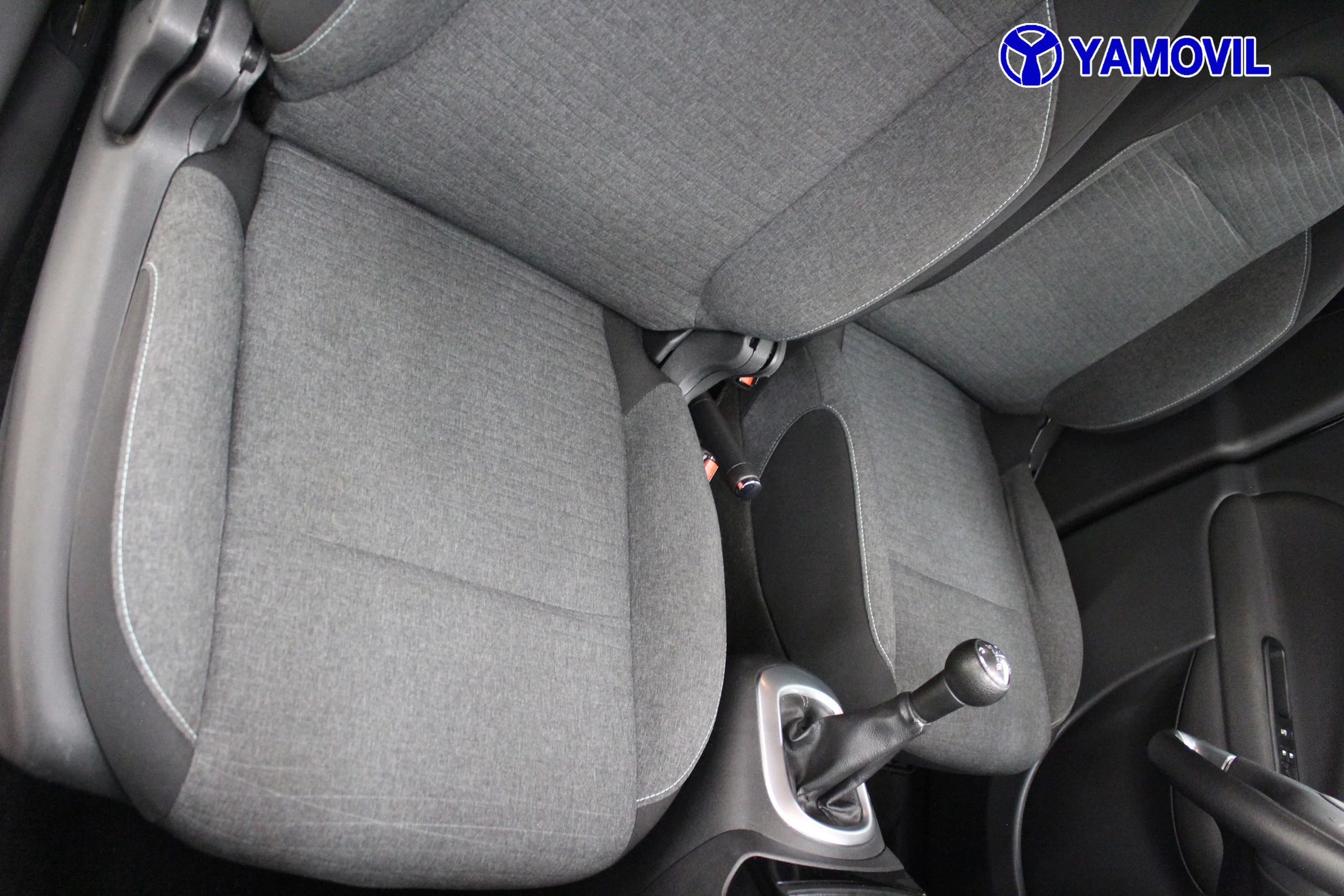 Citroen C3 Picasso PureTech 110 SANDS Feel 81 kW (110 CV) - Foto 18