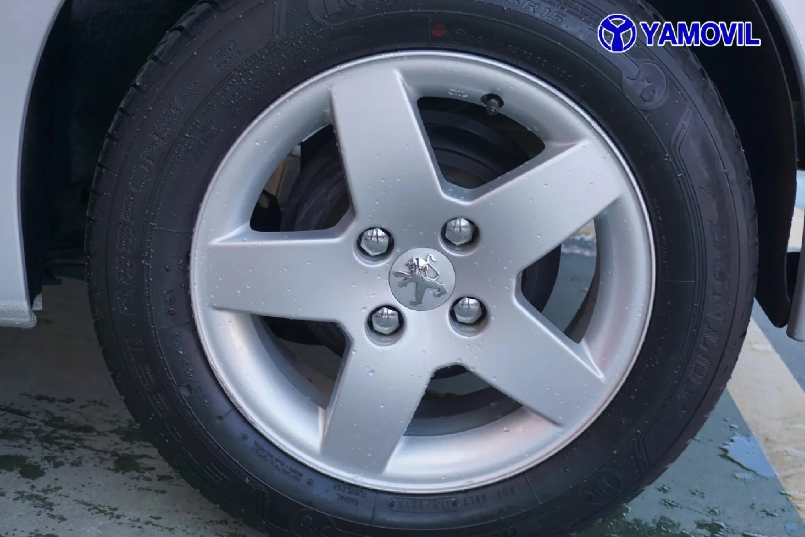 Peugeot 207 1.4 HDI Active FAP 51 kW (70 CV) - Foto 11