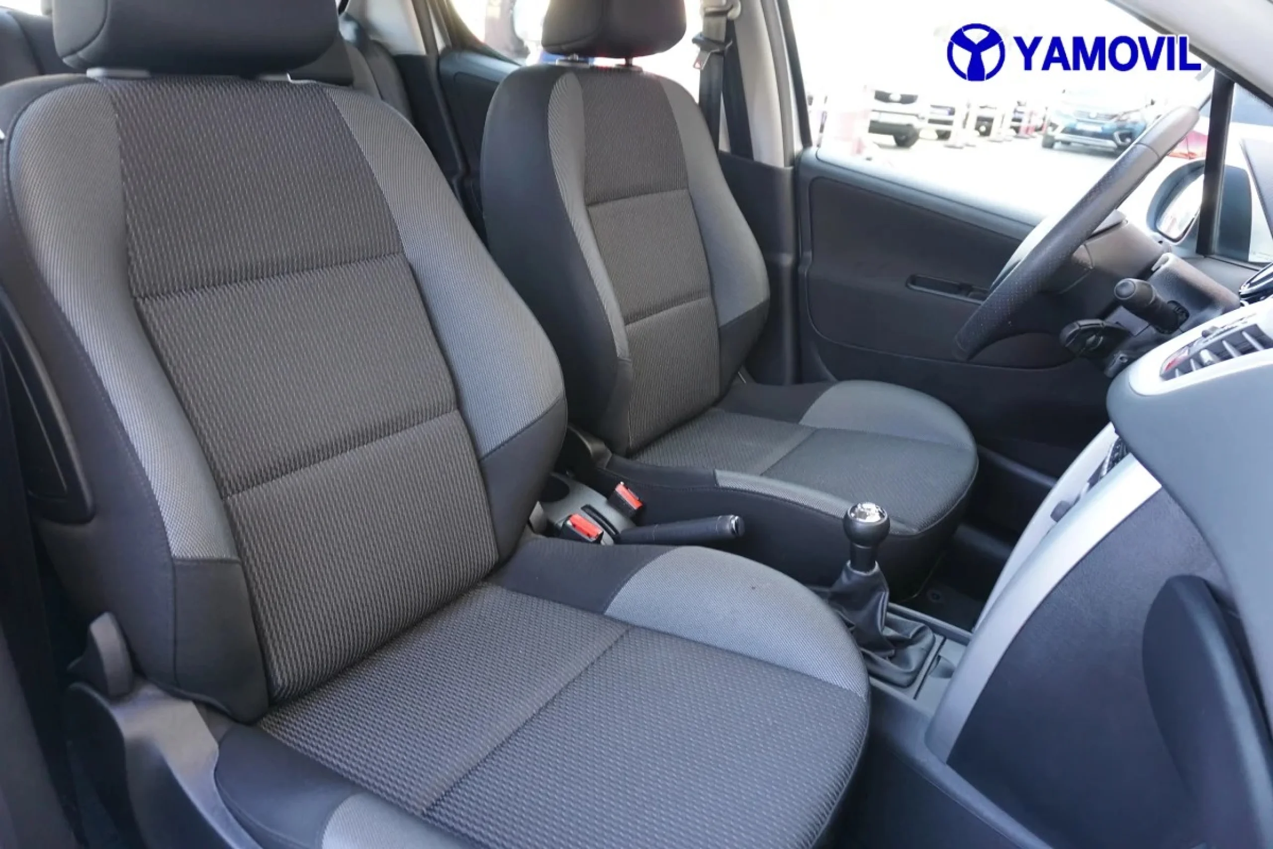 Peugeot 207 1.4 HDI Active FAP 51 kW (70 CV) - Foto 15