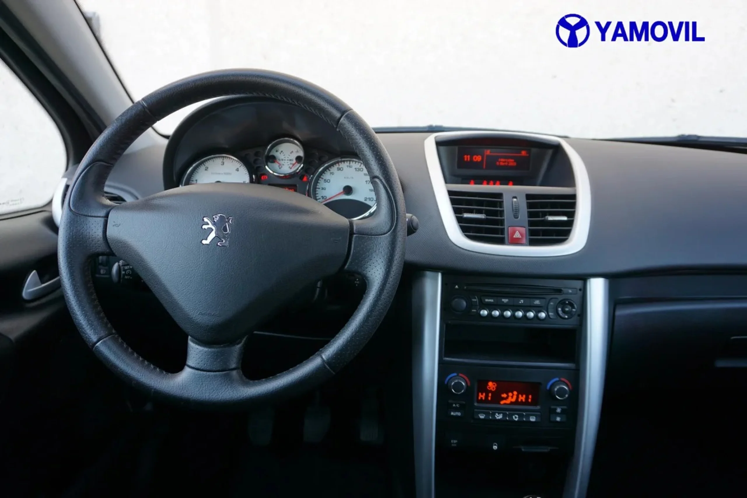 Peugeot 207 1.4 HDI Active FAP 51 kW (70 CV) - Foto 17