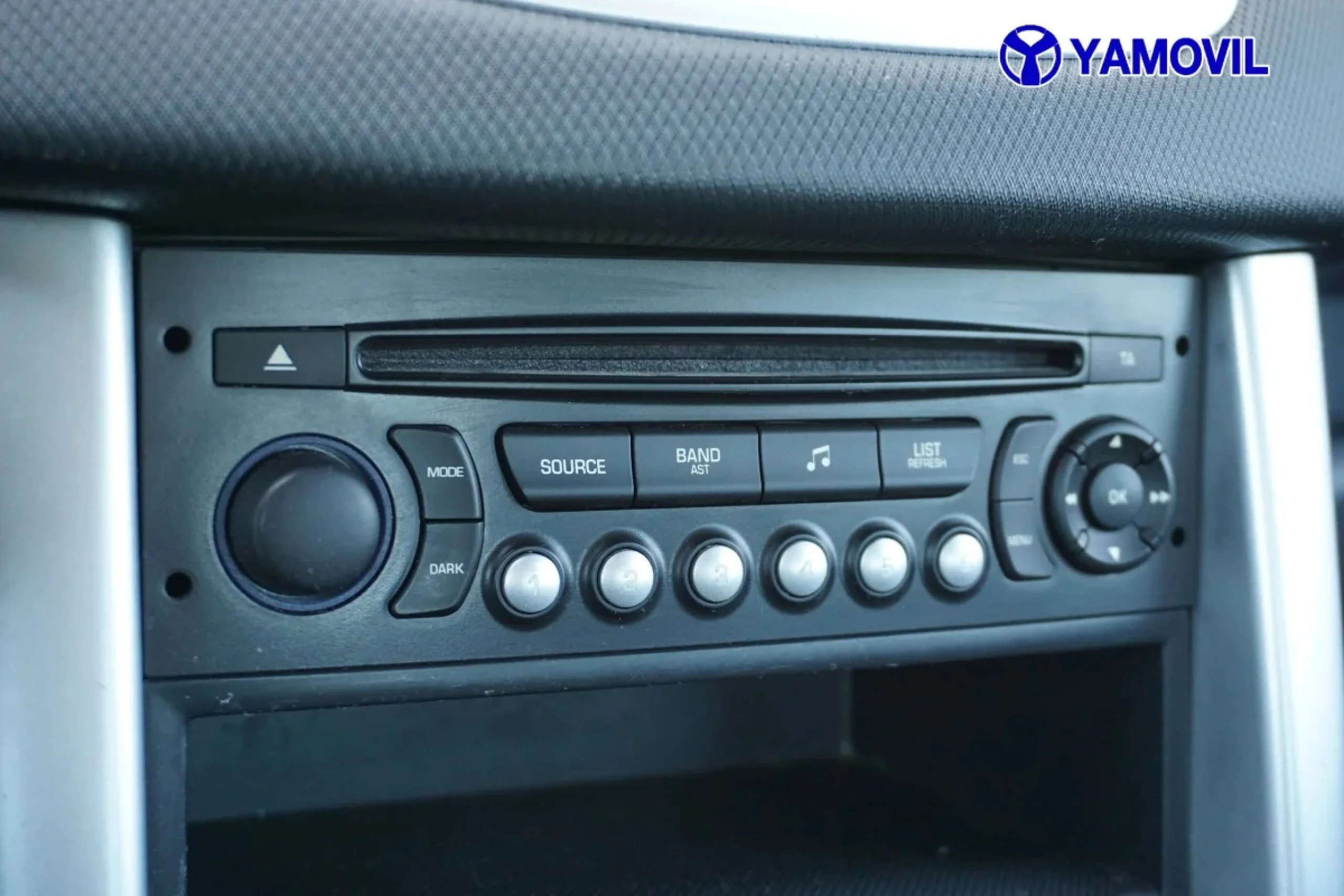 Peugeot 207 1.4 HDI Active FAP 51 kW (70 CV) - Foto 24