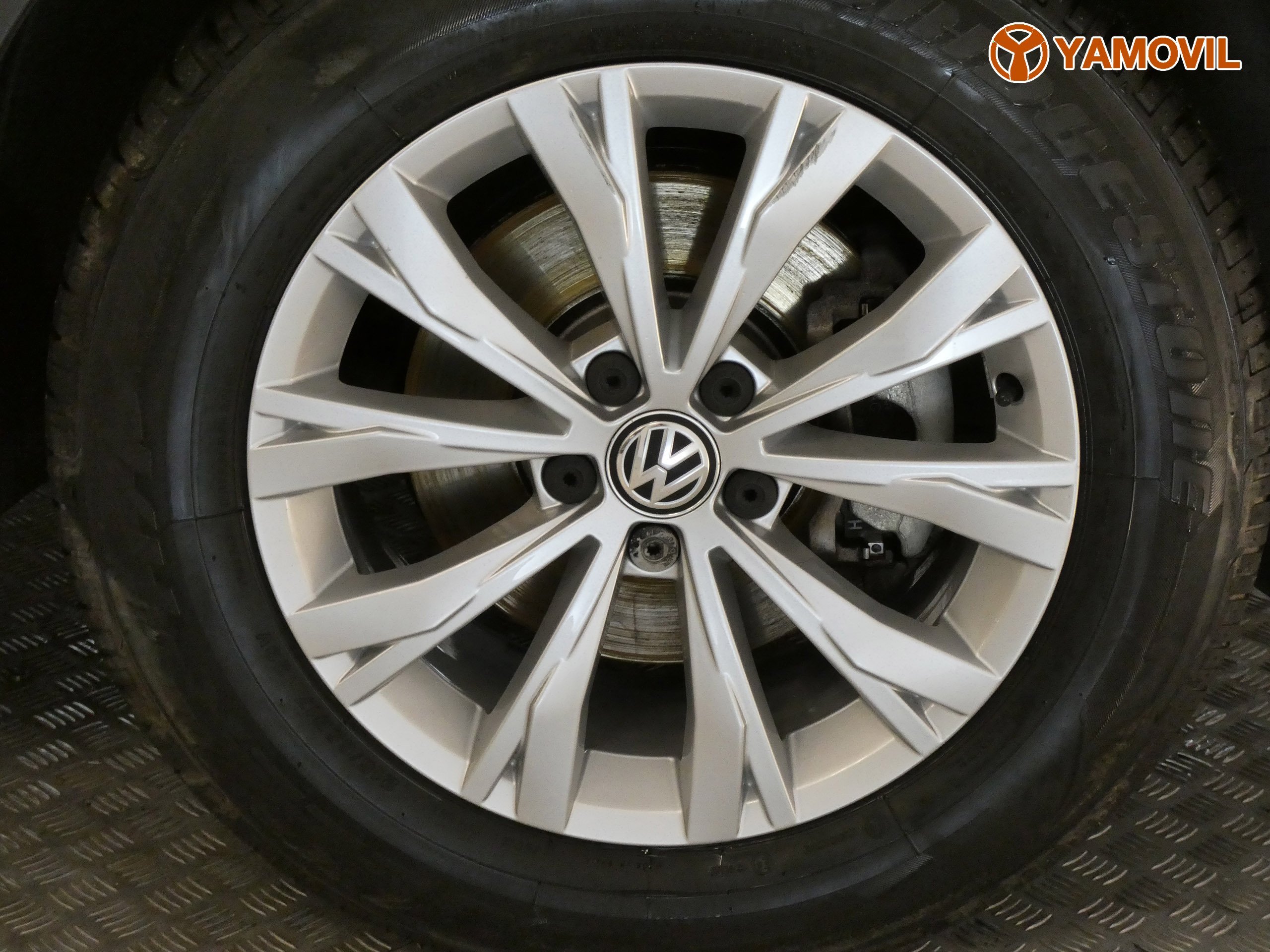 Volkswagen Tiguan 2.0TDI ADVANCE - Foto 12