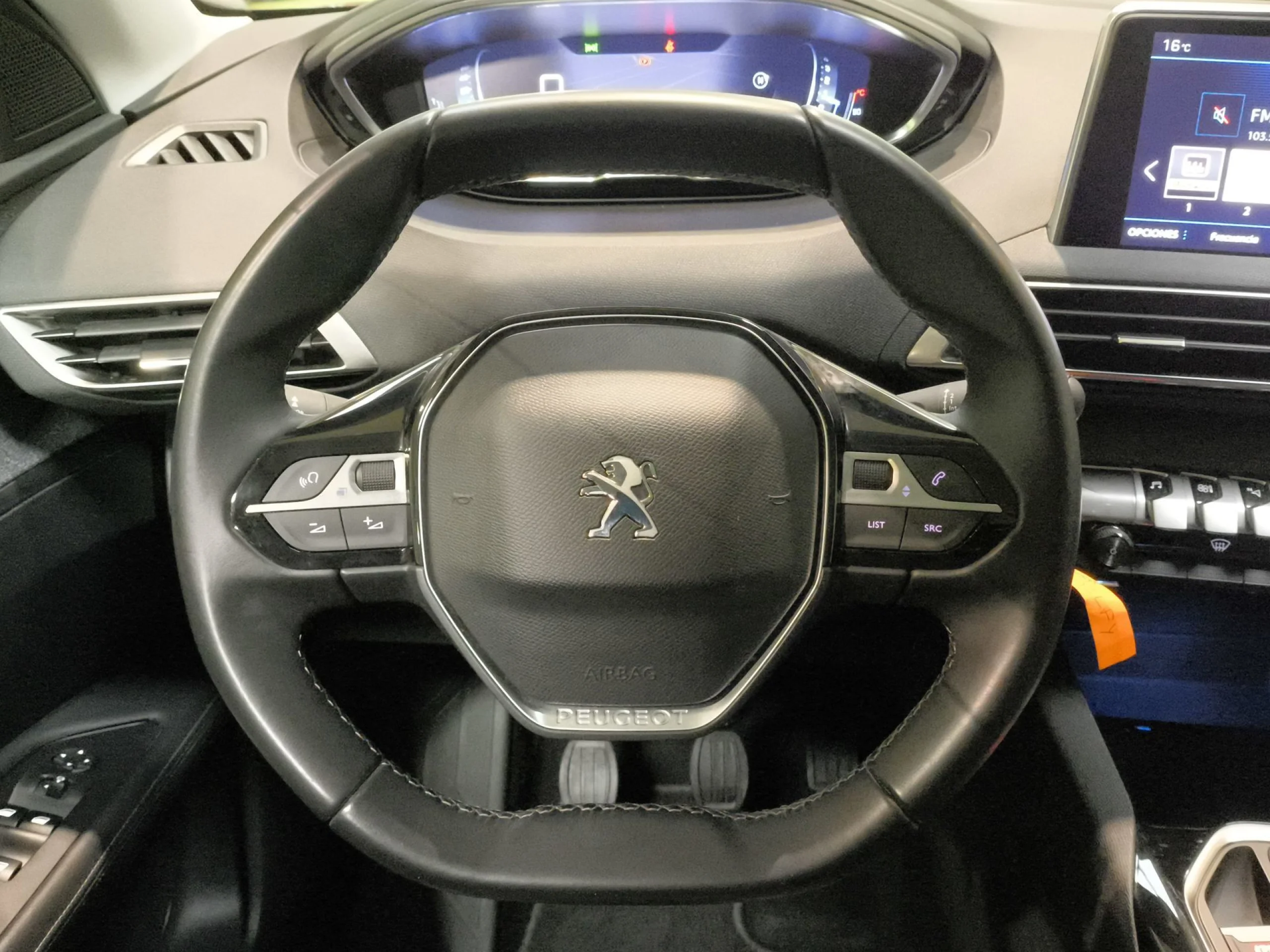 Peugeot 3008 PureTech 130 SANDS Allure 96 kW (130 CV) - Foto 11