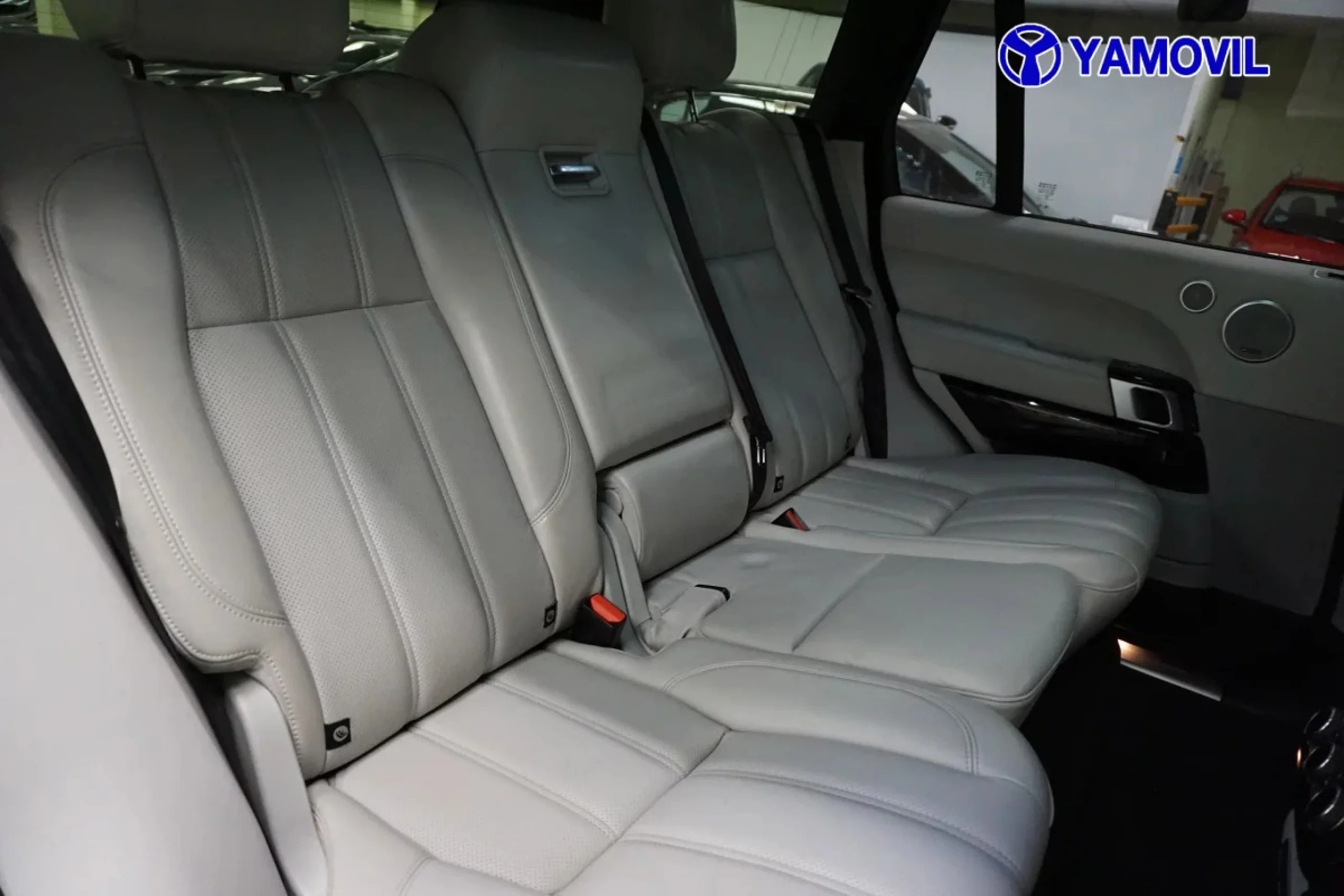 Land Rover Range Rover 4.4 SDV8 Vogue 250 kW (340 CV) - Foto 16