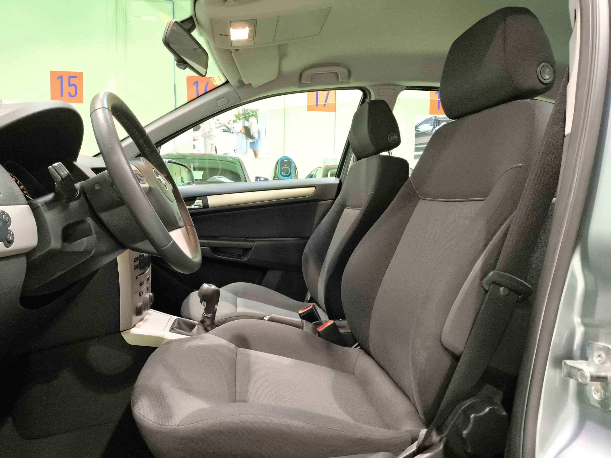 Opel Astra 1.7 CDTI Enjoy 74 kW (100 CV) - Foto 8