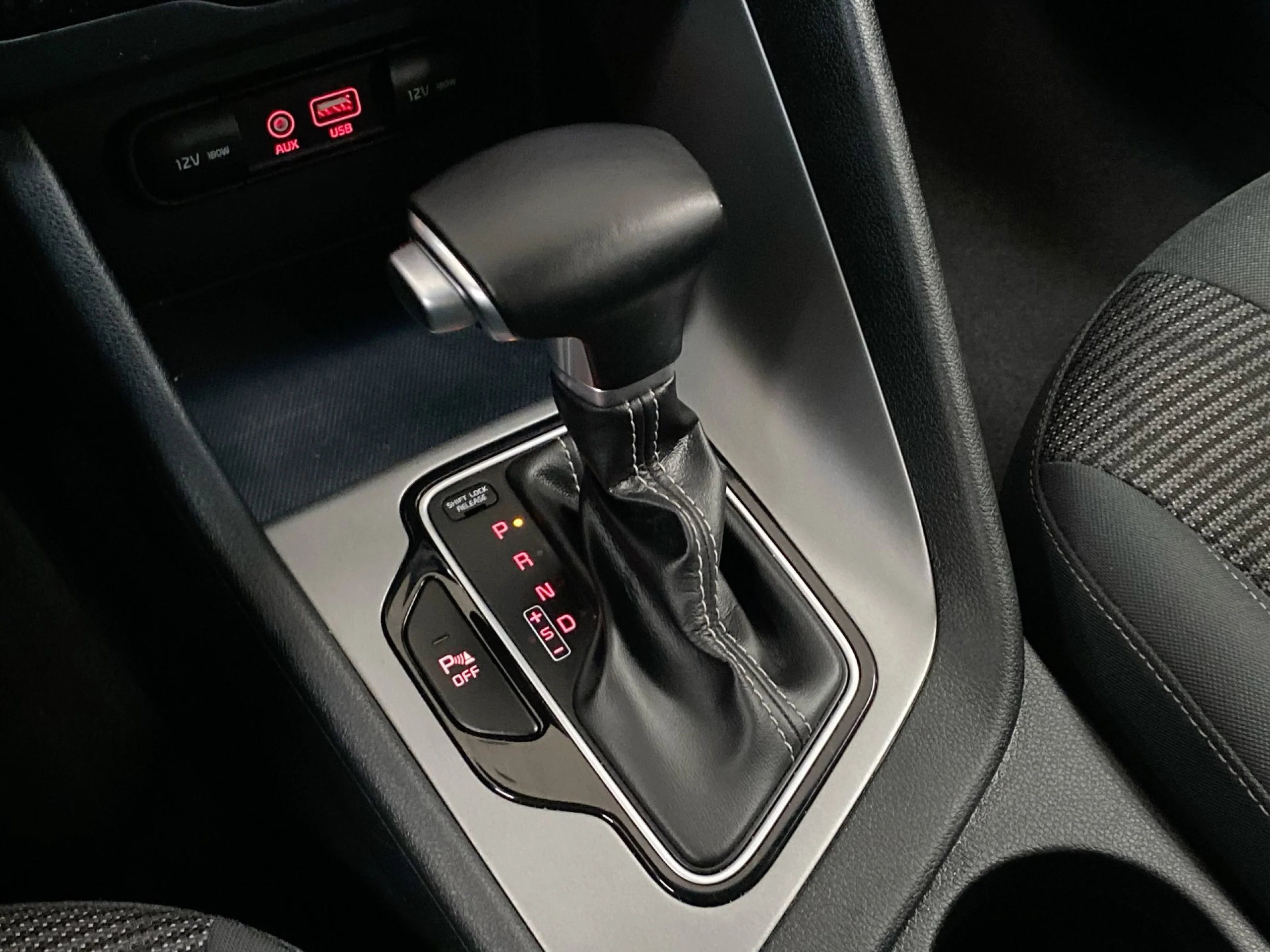 Kia Niro 1.6 GDi PHEV Drive 104 kW (141 CV) - Foto 17