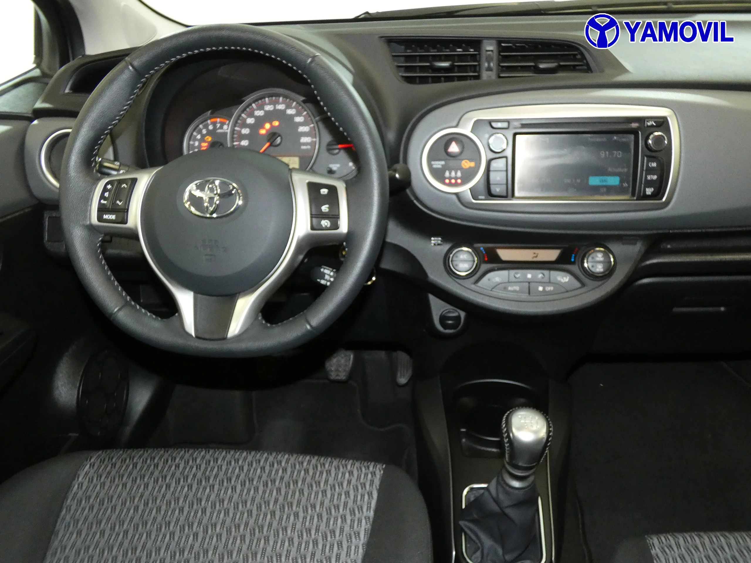 Toyota Yaris 1.3 CITY 5P - Foto 17