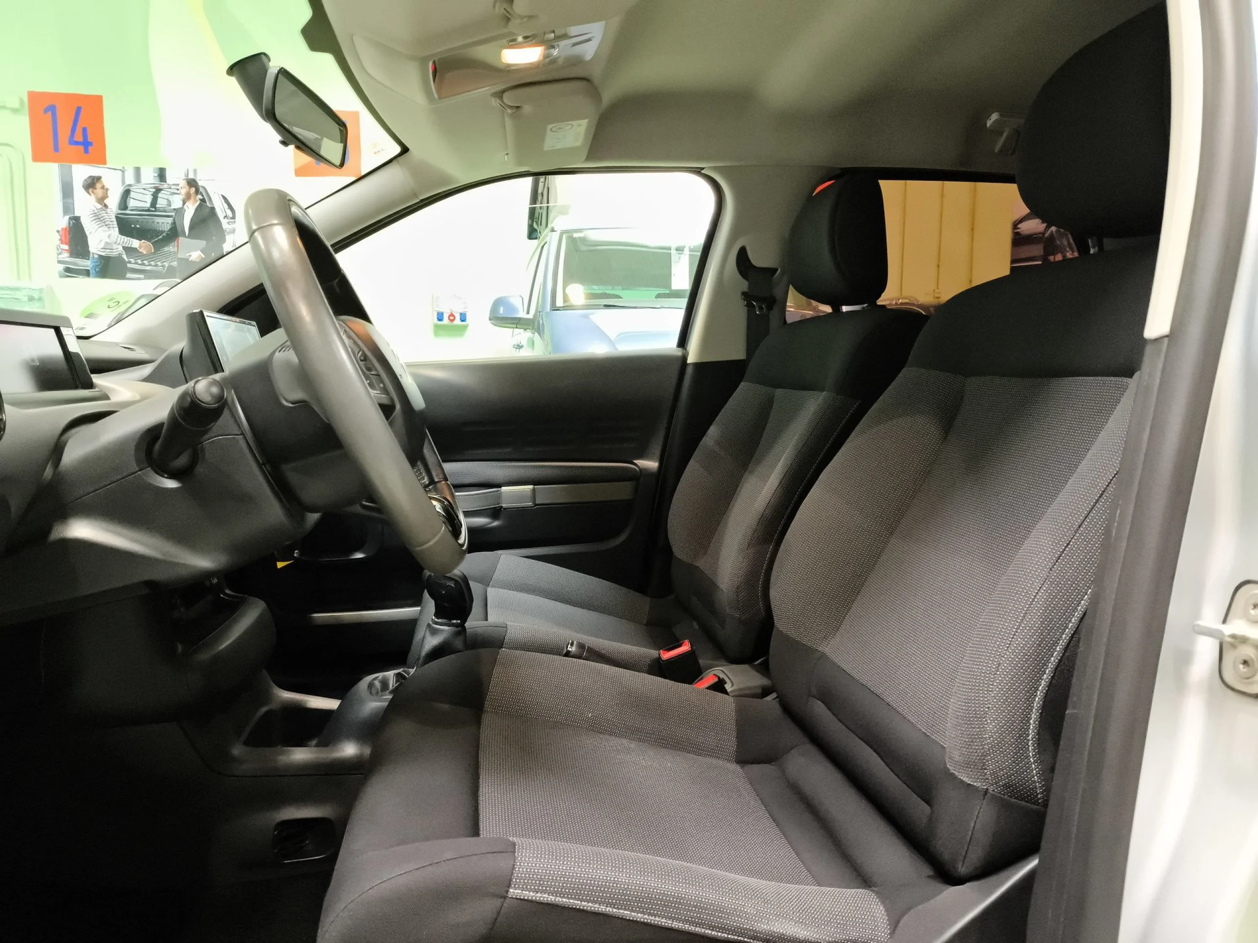 Citroen C4 Cactus PureTech 110 SANDS Feel 81 kW (110 CV) - Foto 8