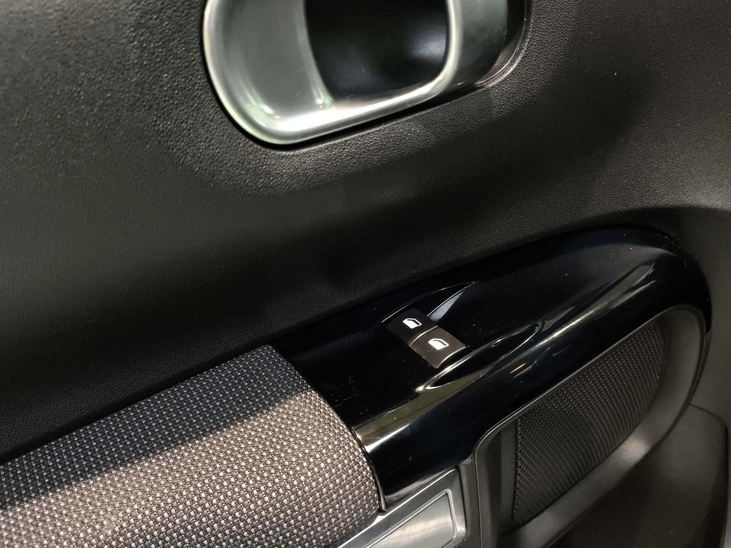 Citroen C4 Cactus PureTech 110 SANDS Feel 81 kW (110 CV) - Foto 10