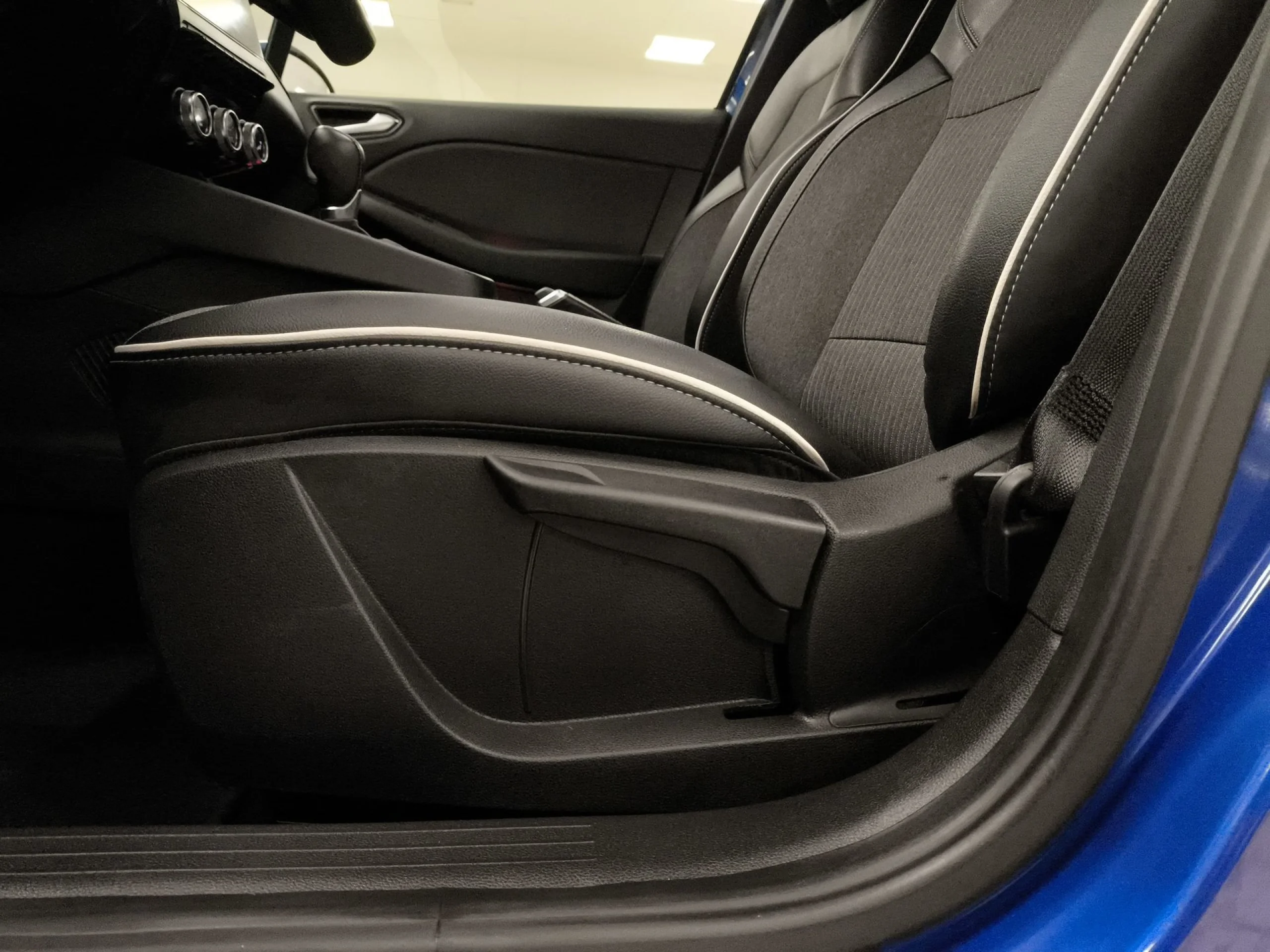 Renault Clio Initiale Paris E-Tech Híbrido 103 kW (140 CV) - Foto 9