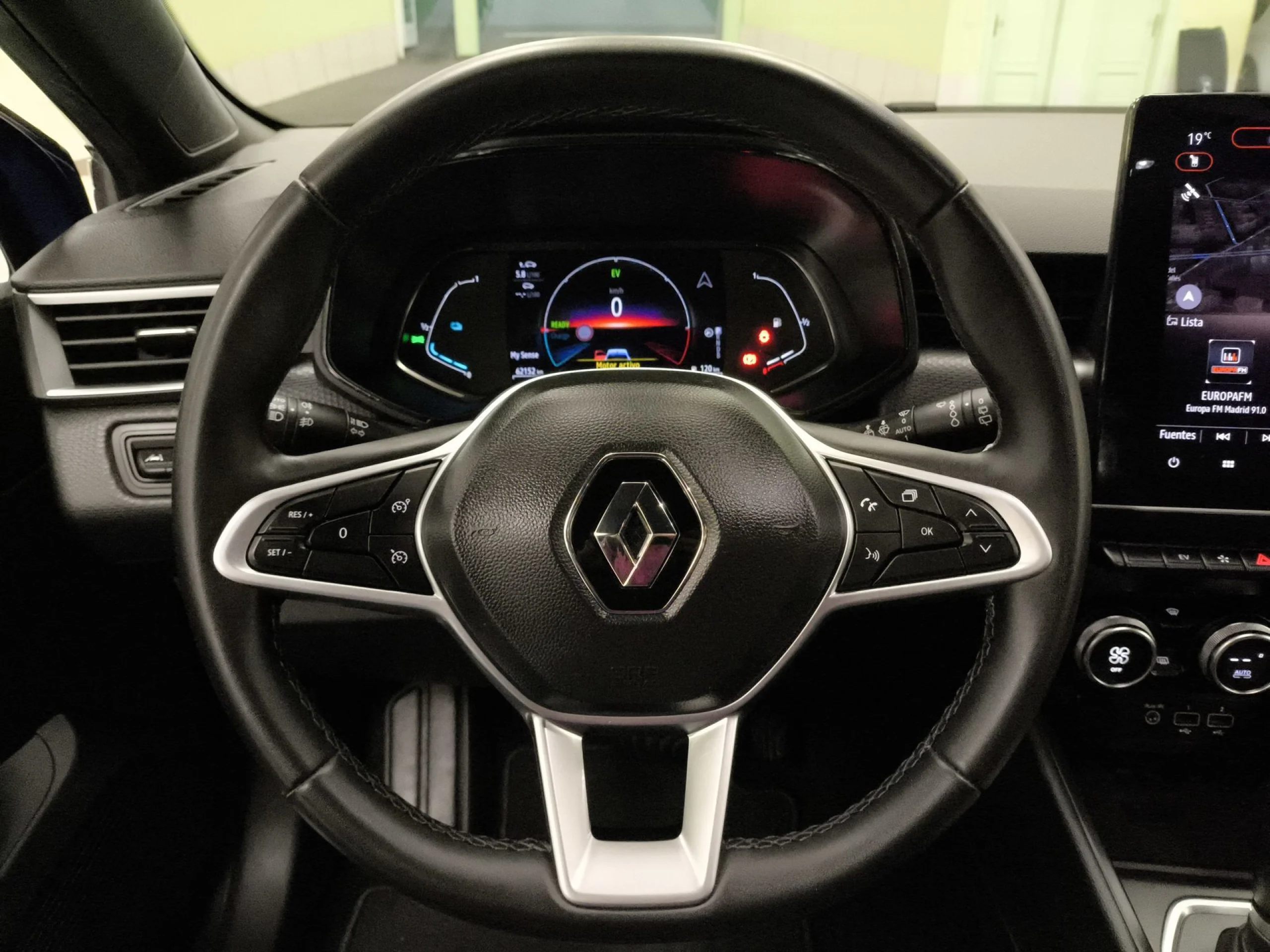 Renault Clio Initiale Paris E-Tech Híbrido 103 kW (140 CV) - Foto 13