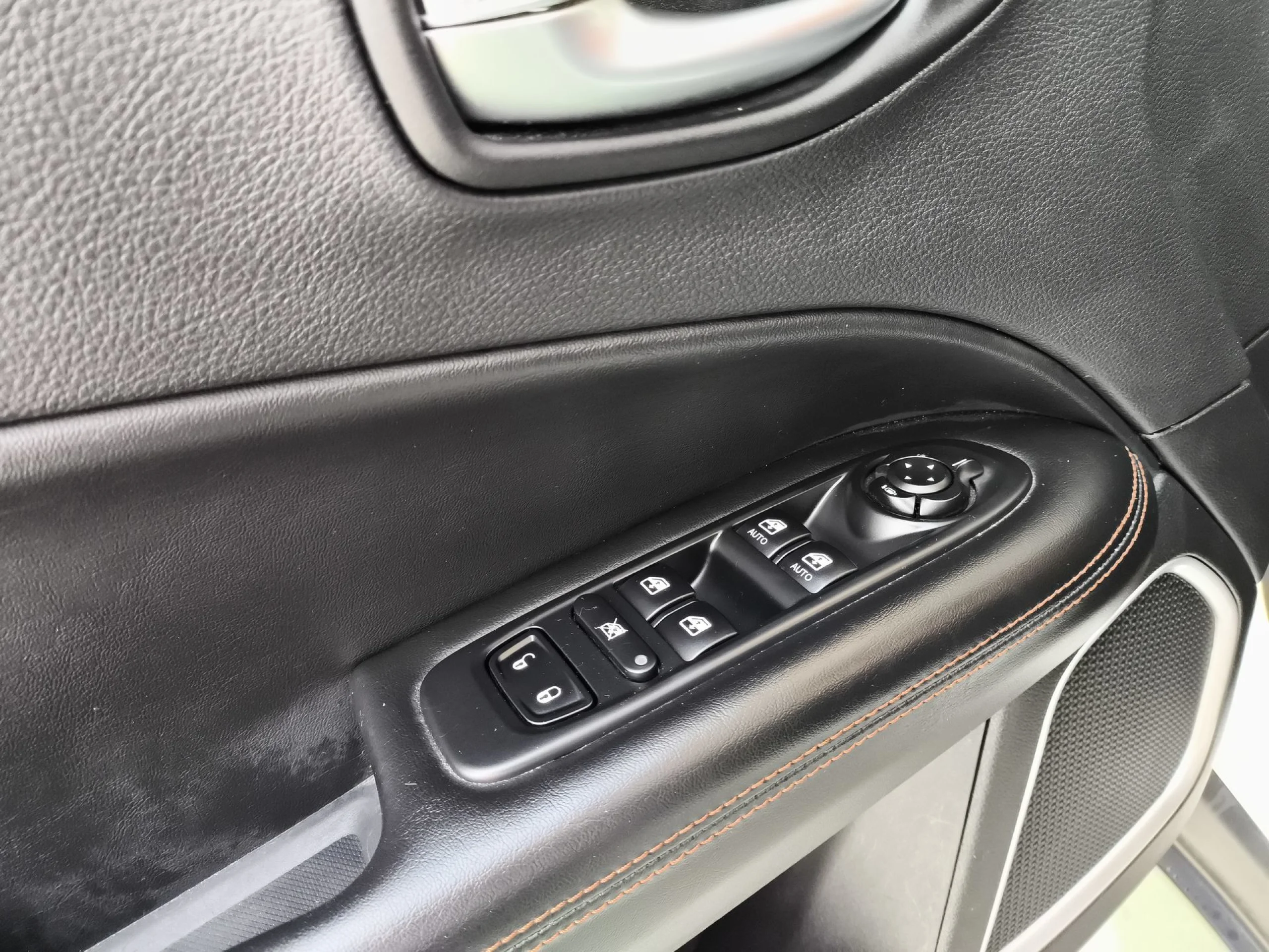 Jeep Compass 1.6 Multijet Limited 4x2 88 kW (120 CV) - Foto 10
