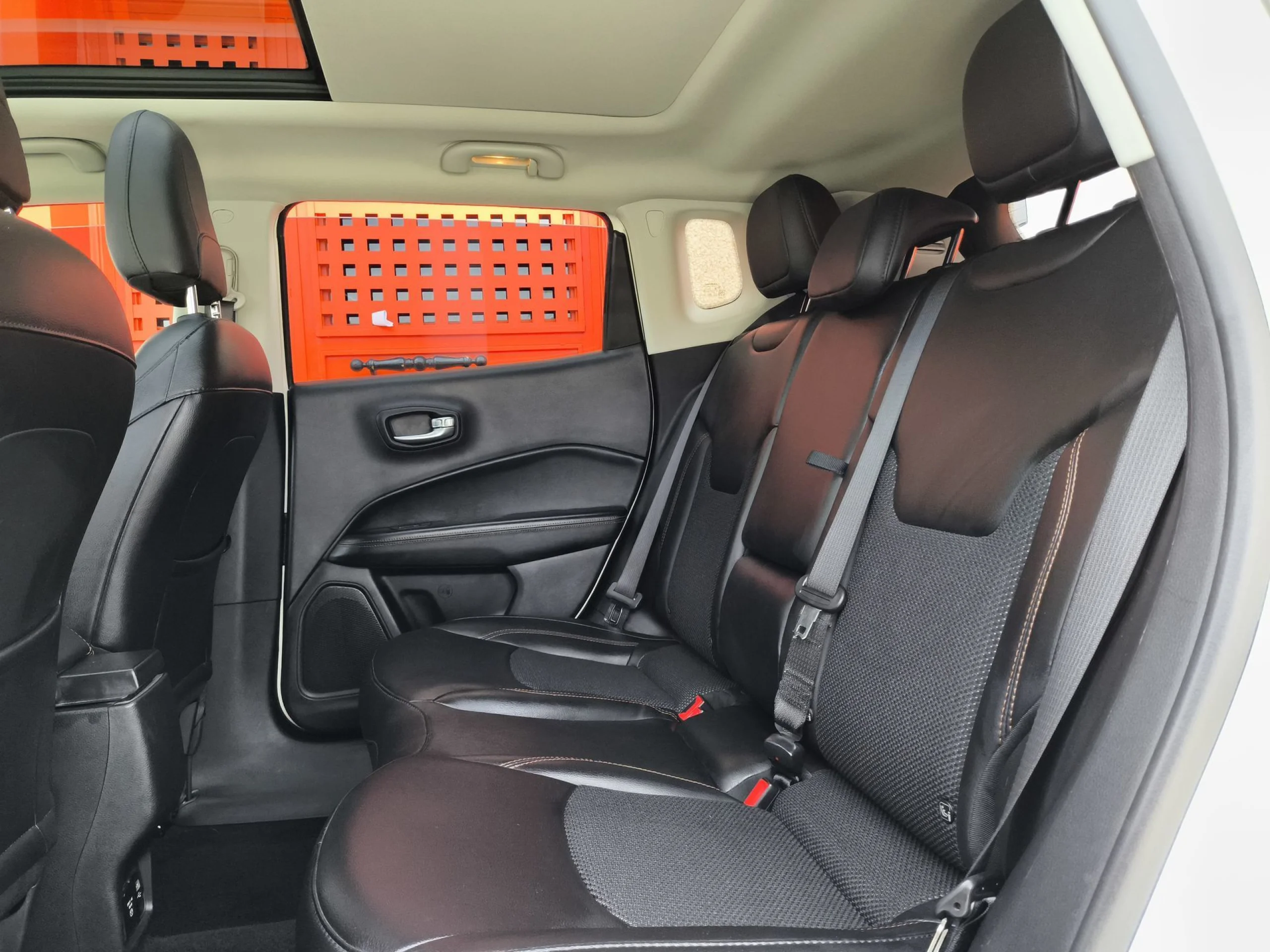 Jeep Compass 1.6 Multijet Limited 4x2 88 kW (120 CV) - Foto 28