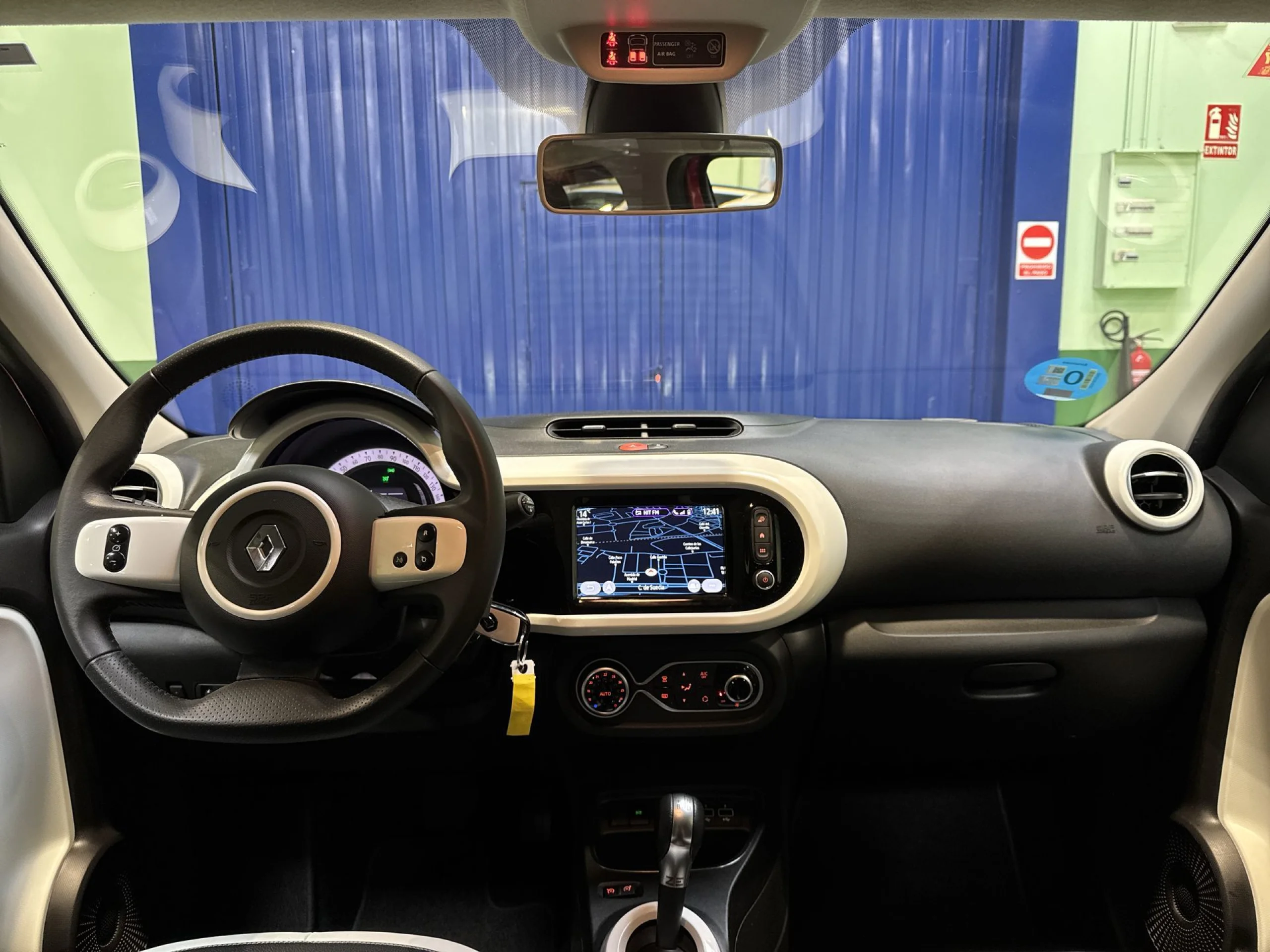 Renault Twingo Zen R80 batería 20kWh 60 kW (82 CV) - Foto 11