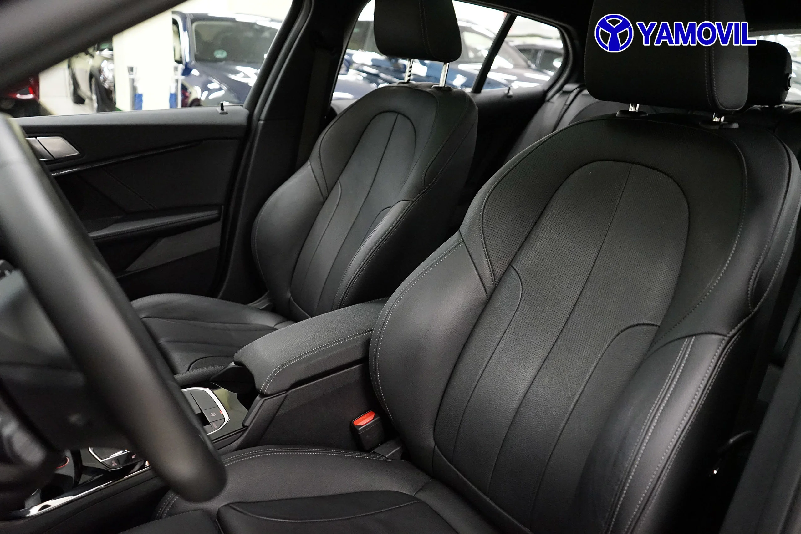 BMW Serie 1 118d Business 110 kW (150 CV) - Foto 13