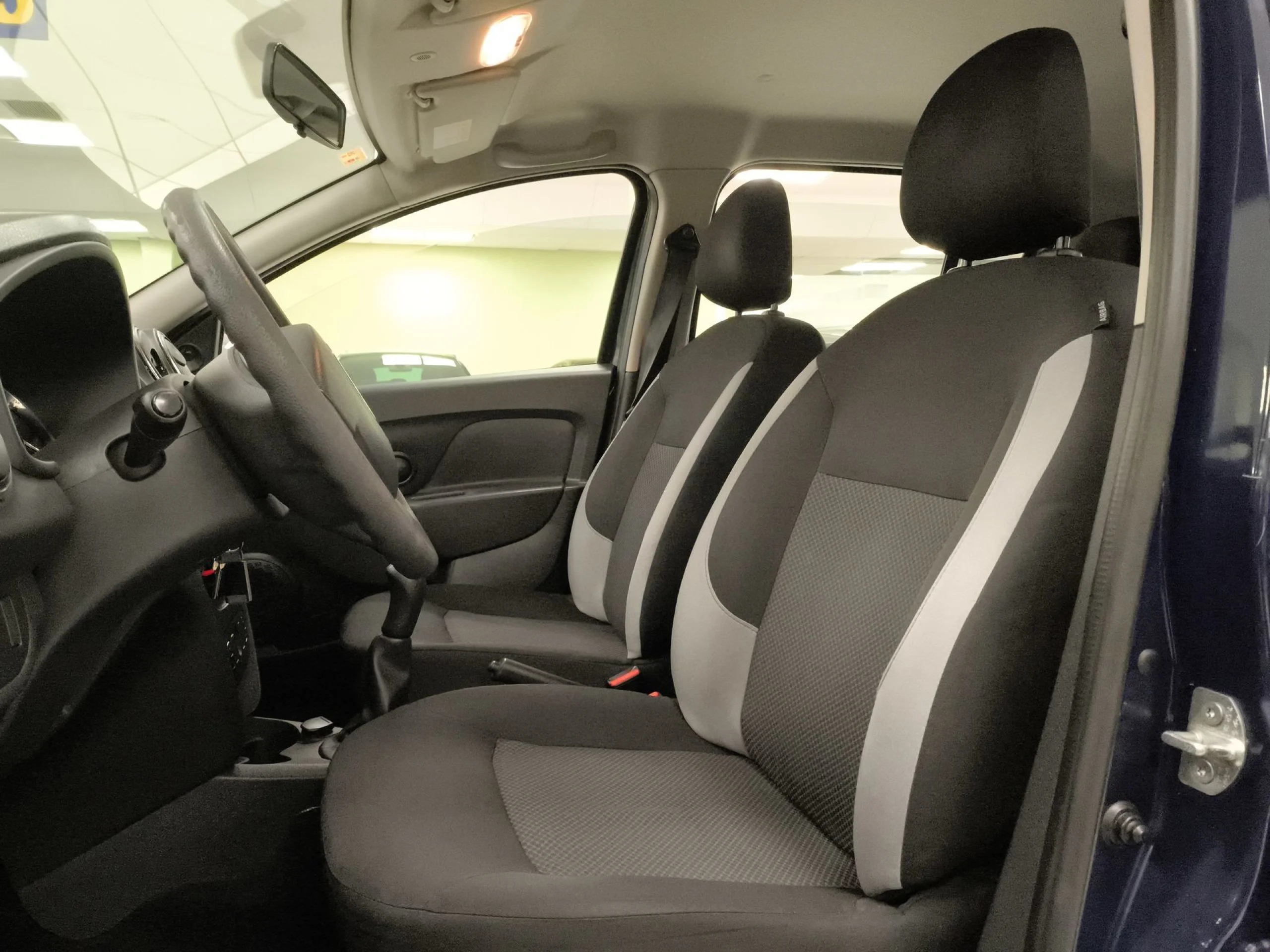 Dacia Sandero 1.2 Ambiance 55 kW (75 CV) - Foto 8