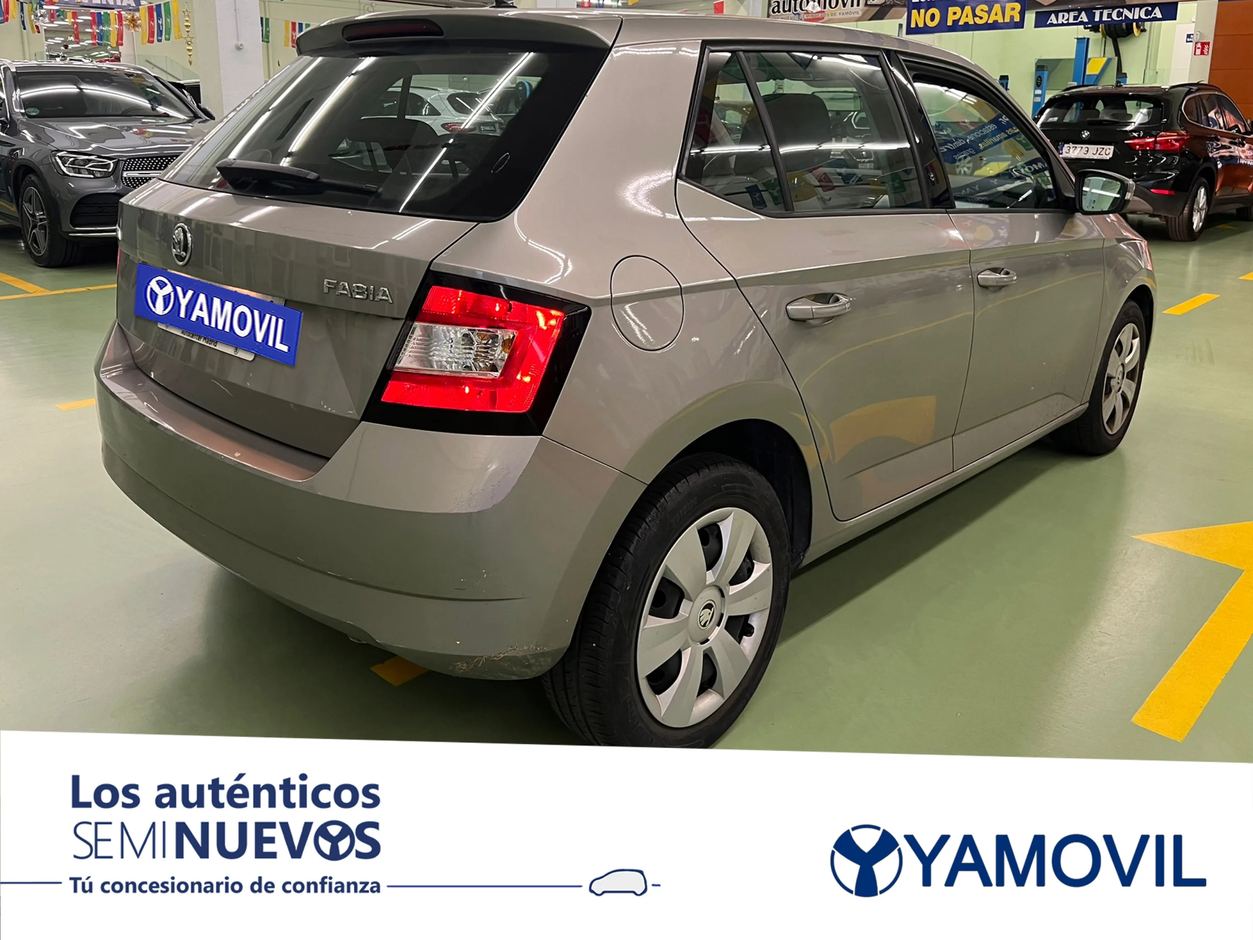 Skoda Fabia 1.0 MPI AMBITION 5P - Foto 2