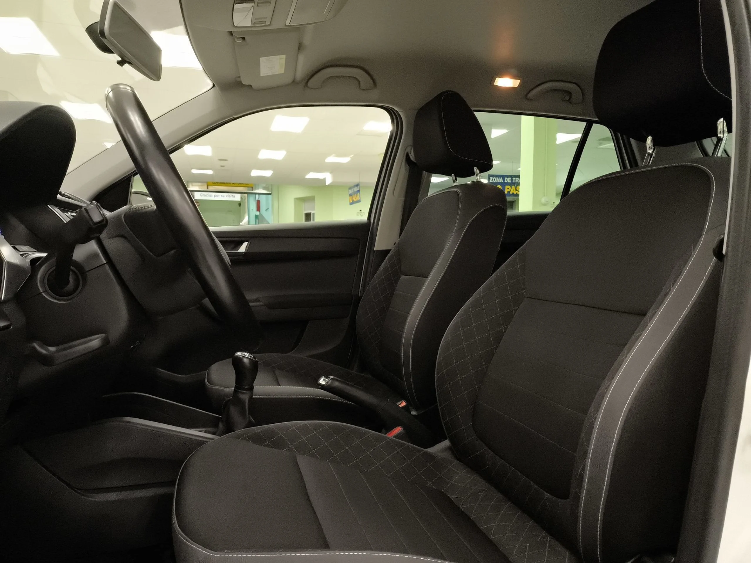 Skoda Fabia 1.0 TSI Ambition Plus 70 kW (95 CV) - Foto 8