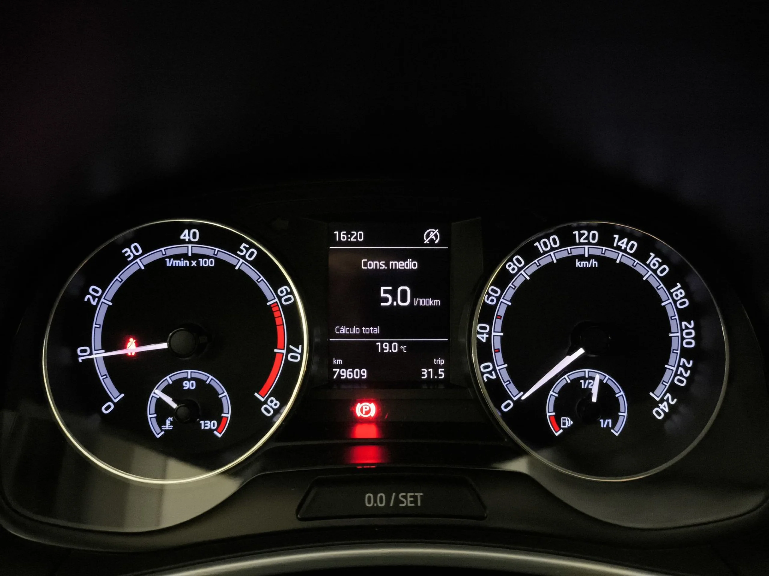 Skoda Fabia 1.0 TSI Ambition Plus 70 kW (95 CV) - Foto 14