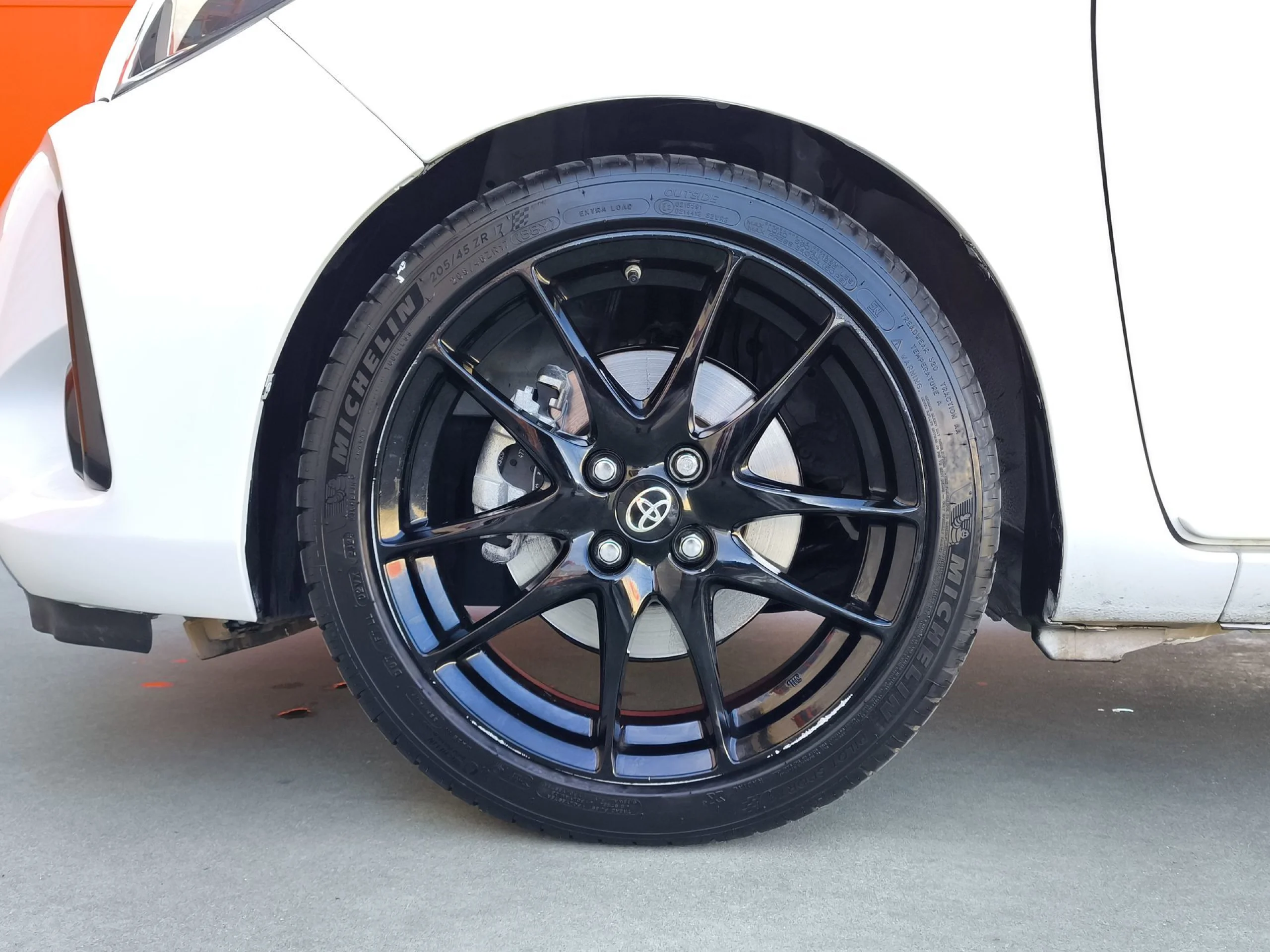 Toyota Yaris 1.5 100H GR-Sport 74 kW (100 CV) - Foto 7