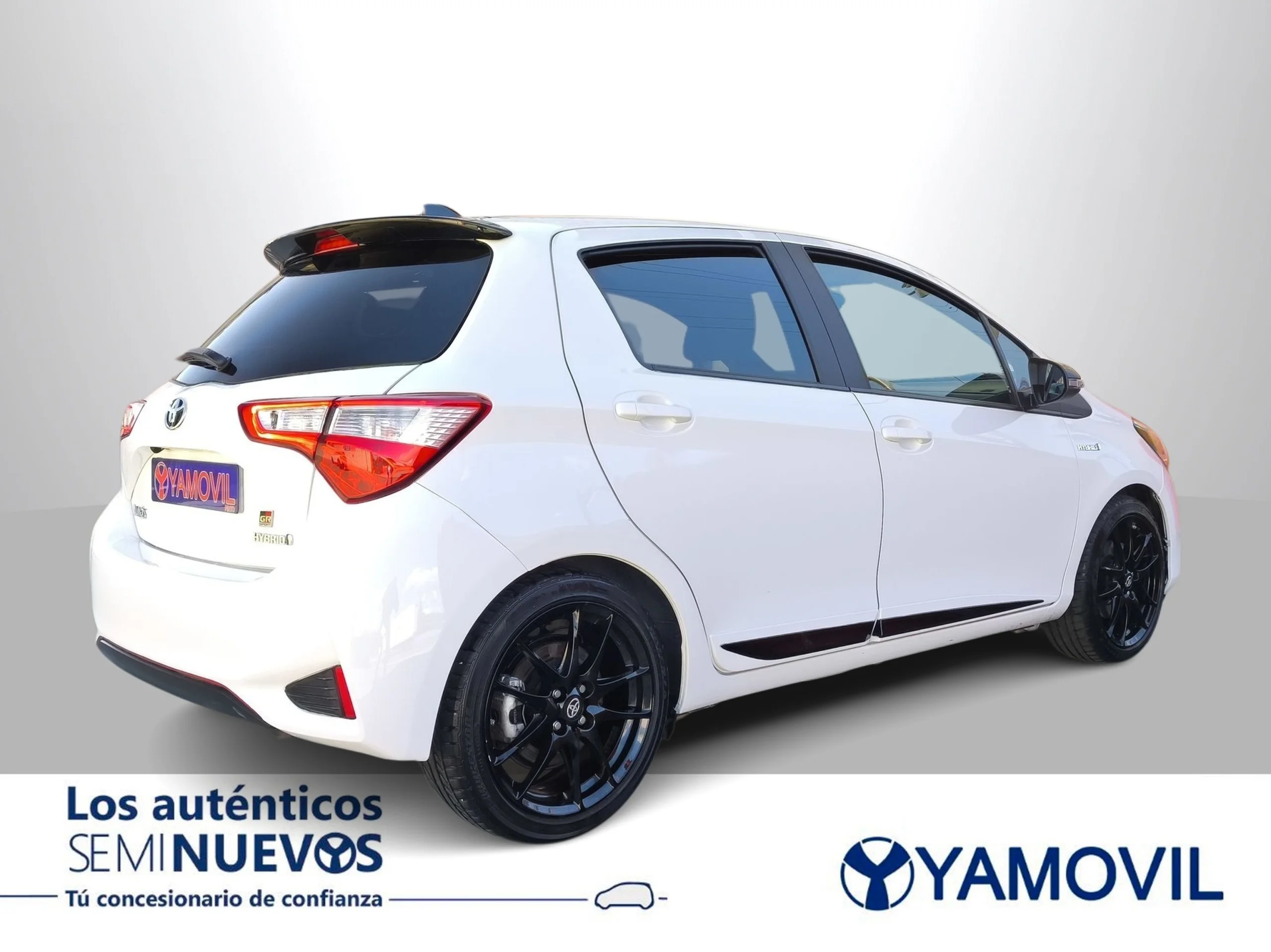 Toyota Yaris 1.5 100H GR-Sport 74 kW (100 CV) - Foto 6
