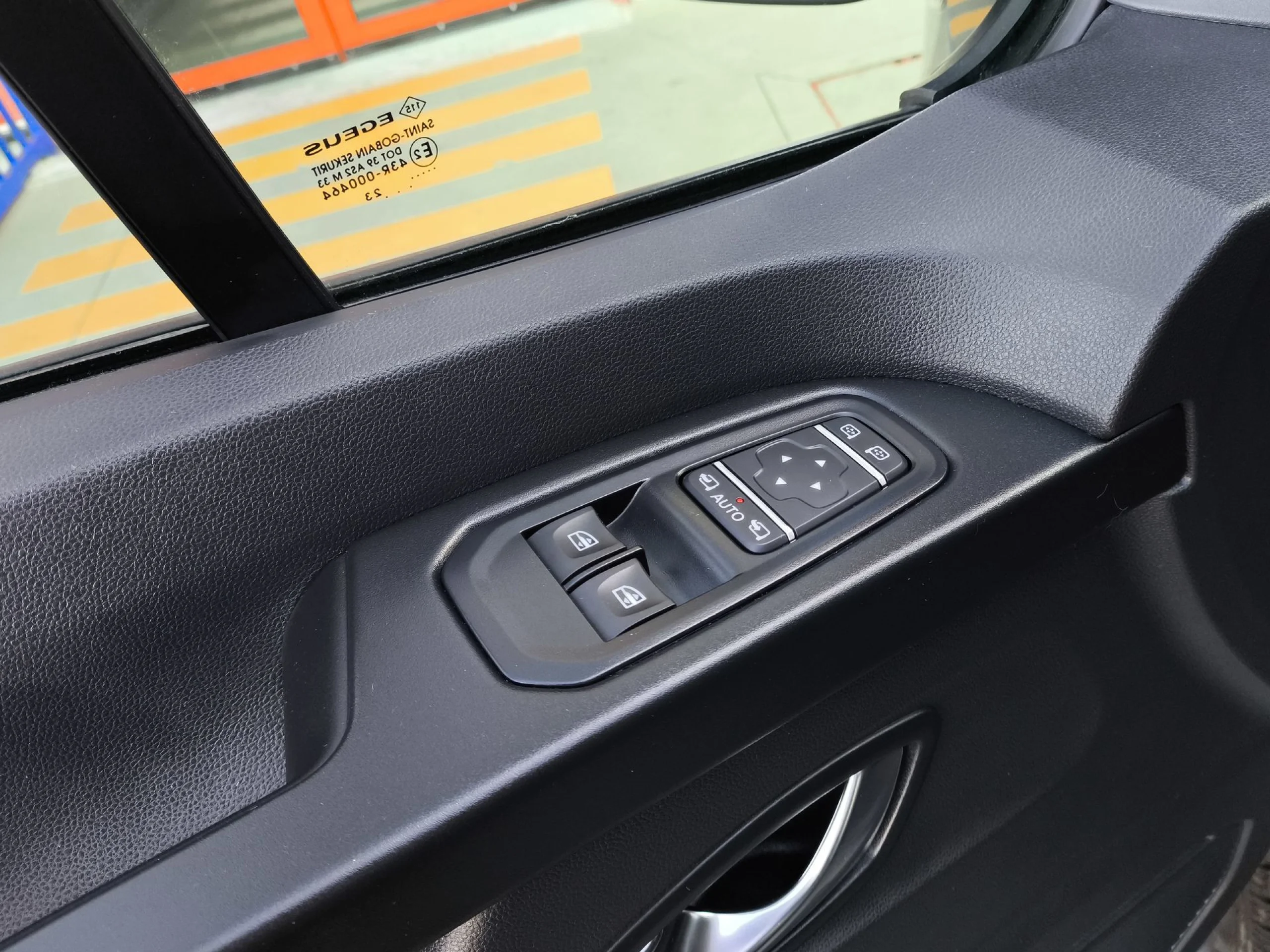 Renault Trafic SpaceClass Energy Blue dCi 110 kW (150 CV) - Foto 10