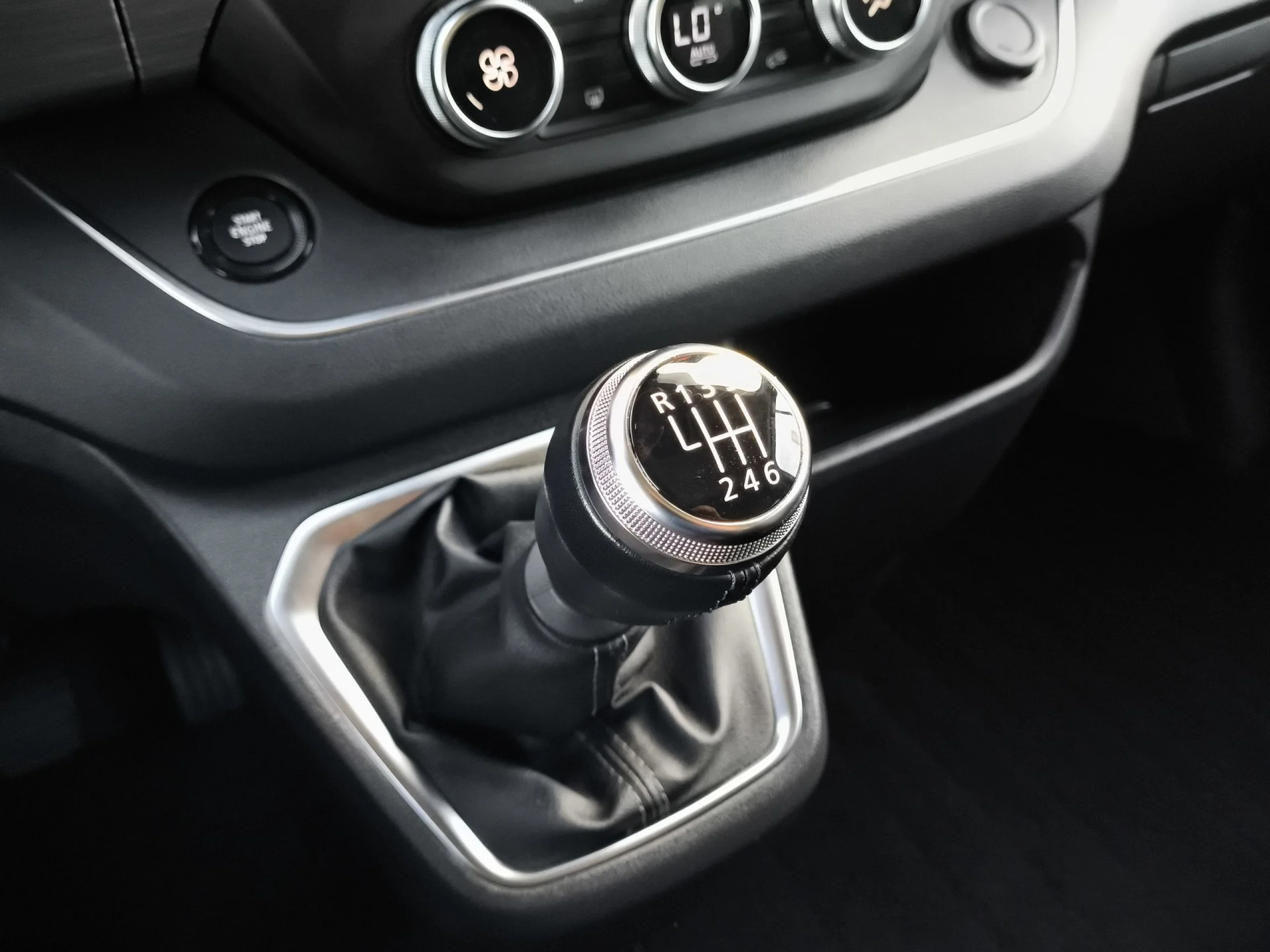 Renault Trafic SpaceClass Energy Blue dCi 110 kW (150 CV) - Foto 18