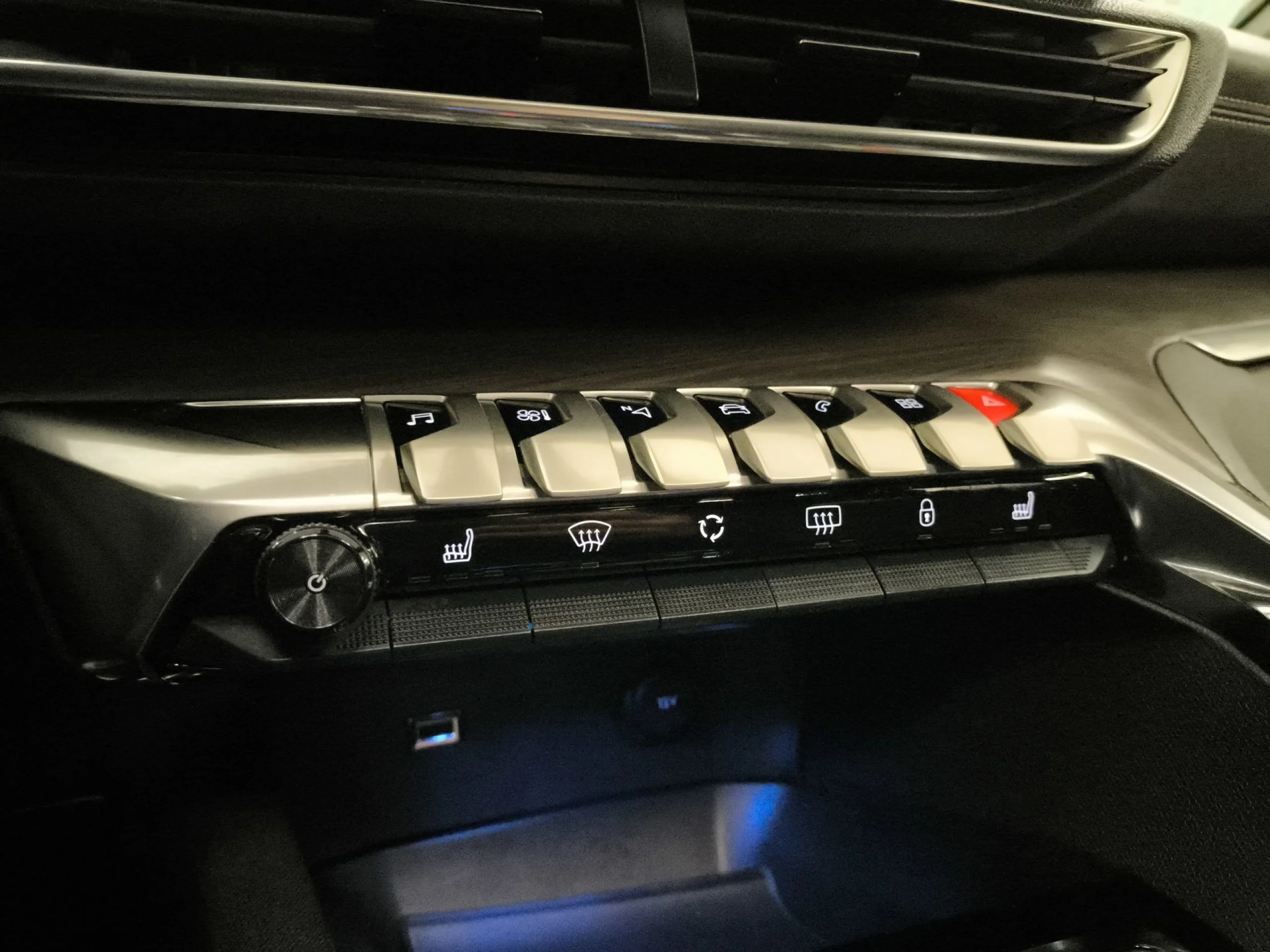 Peugeot 5008 BlueHDI 130 SANDS GT EAT8 96 kW (130 CV) - Foto 17